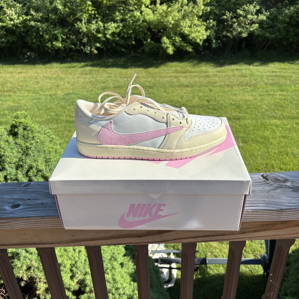 Jordan Brand × Travis Scott Travis Scott Retro Jordan 1 low Size US 12.5 / EU 45-46 - 3 Thumbnail