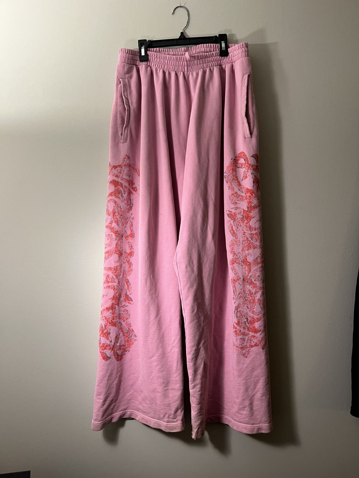 Balenciaga Balenciaga Sweatpants Offshore baggy Sweatpants Pink 