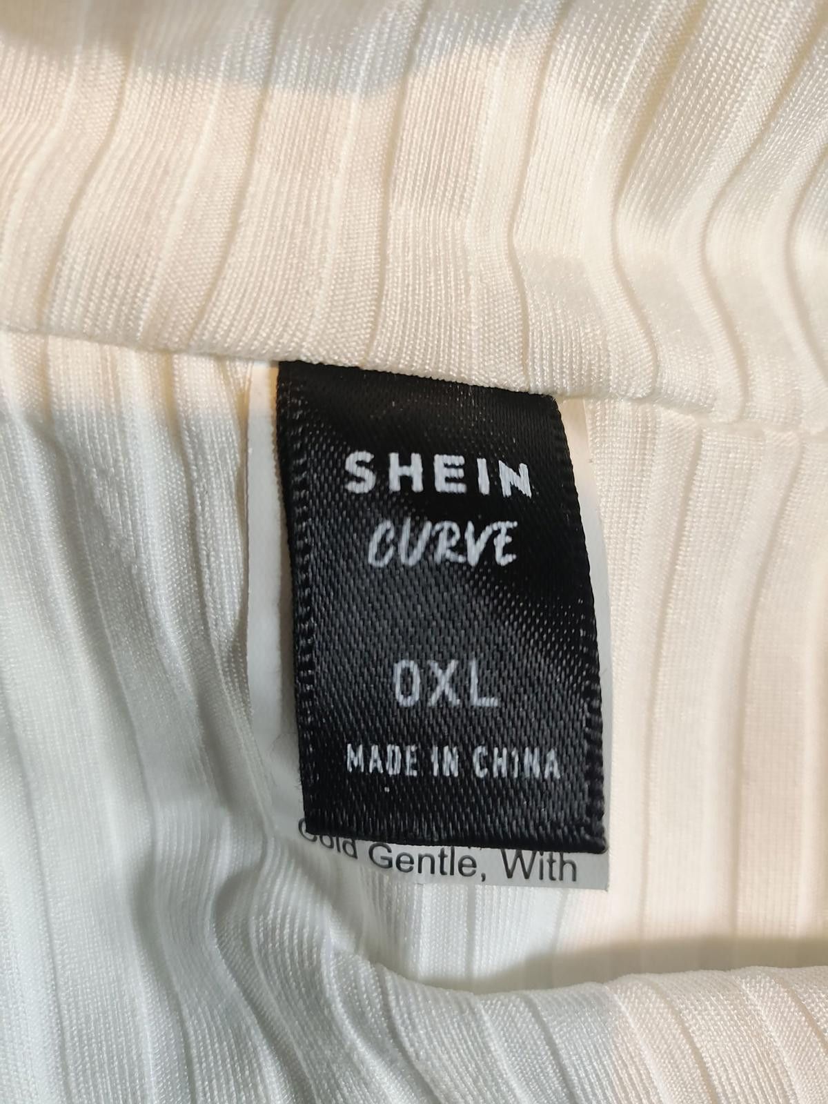 Shein Shein Elegant White Pleated Sleeveless Top Size 0XL Size M / US 6-8 / IT 42-44 - 7 Thumbnail