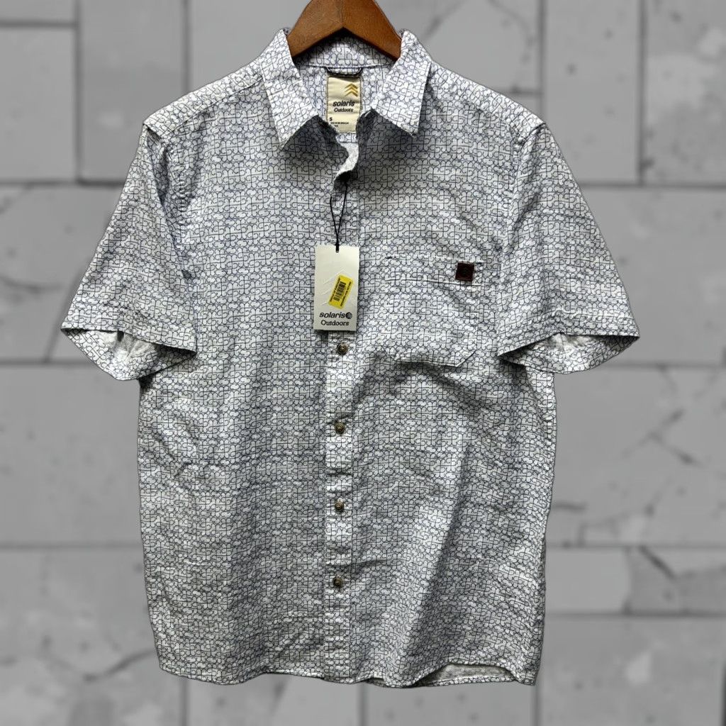 Vintage NWT Solaris Outdoors White Button Up Shirt Mens Size S Size US S / EU 44-46 / 1 - 1 Thumbnail