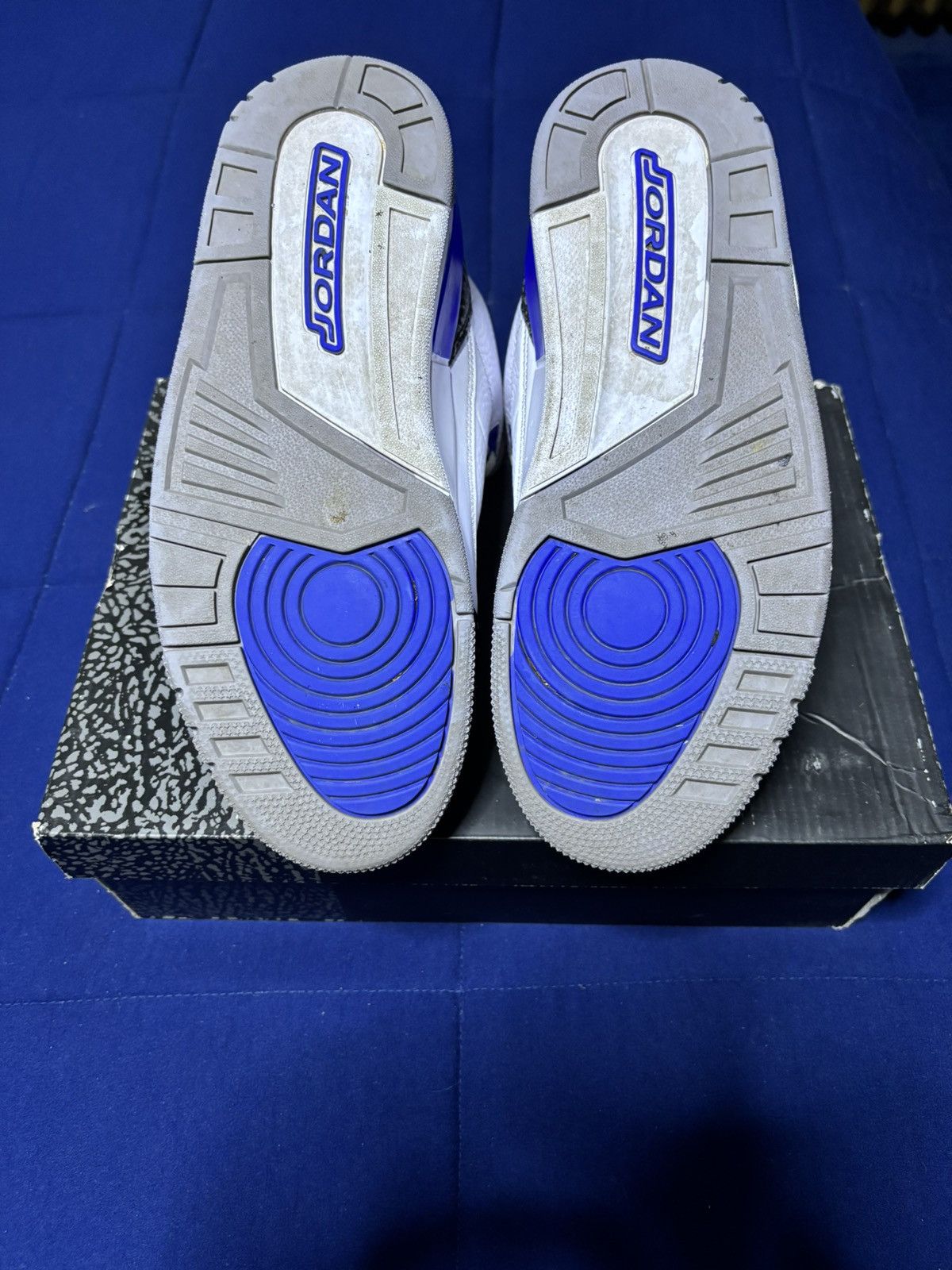 Jordan Brand Jordan 3 Retro Racer Blue 2021 Size 9 Size US 9 / EU 42 - 5 Thumbnail