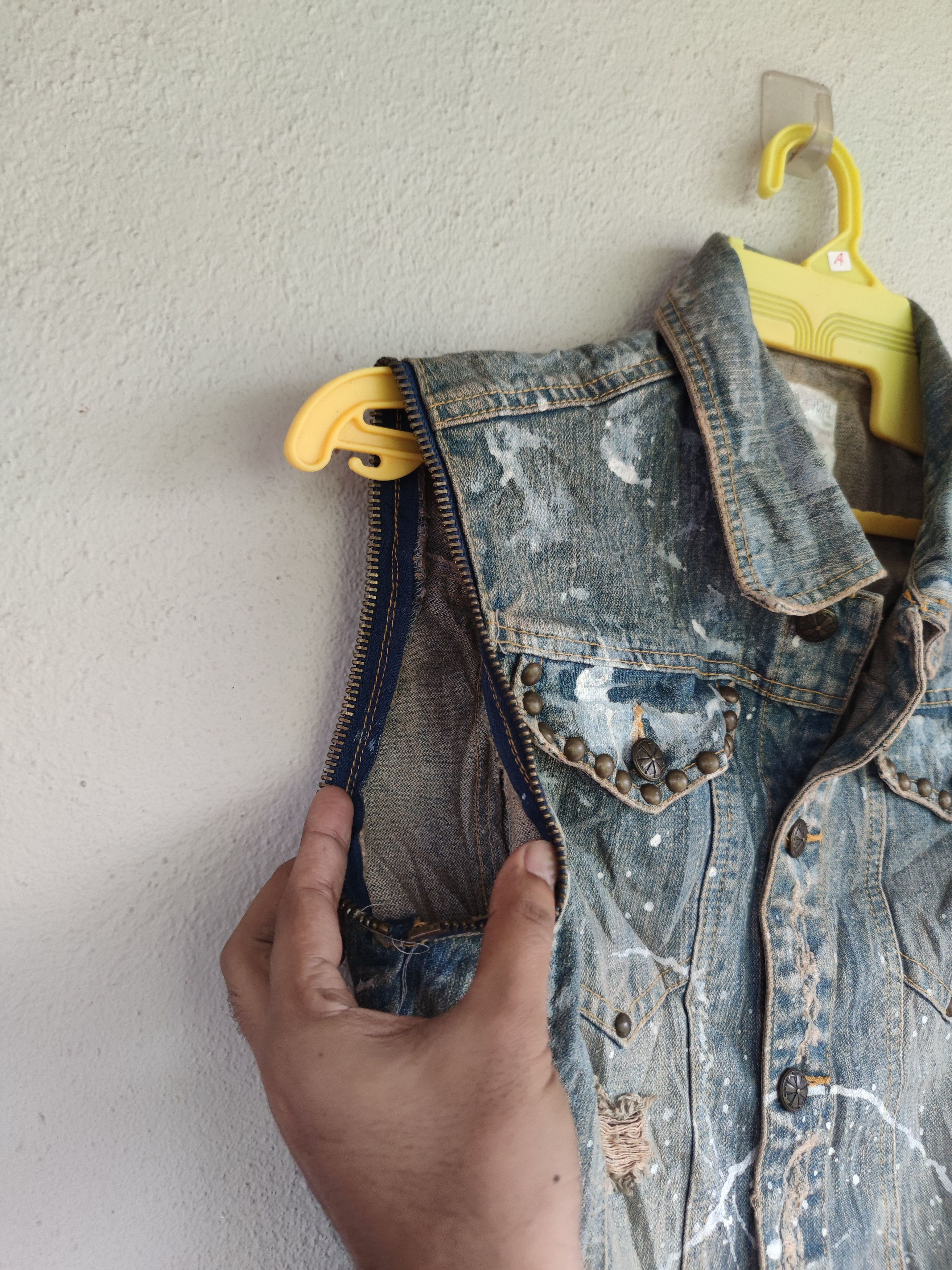 If Six Was Nine Clonedevgru Distressed Design Denim Vest Size US L / EU 52-54 / 3 - 7 Thumbnail