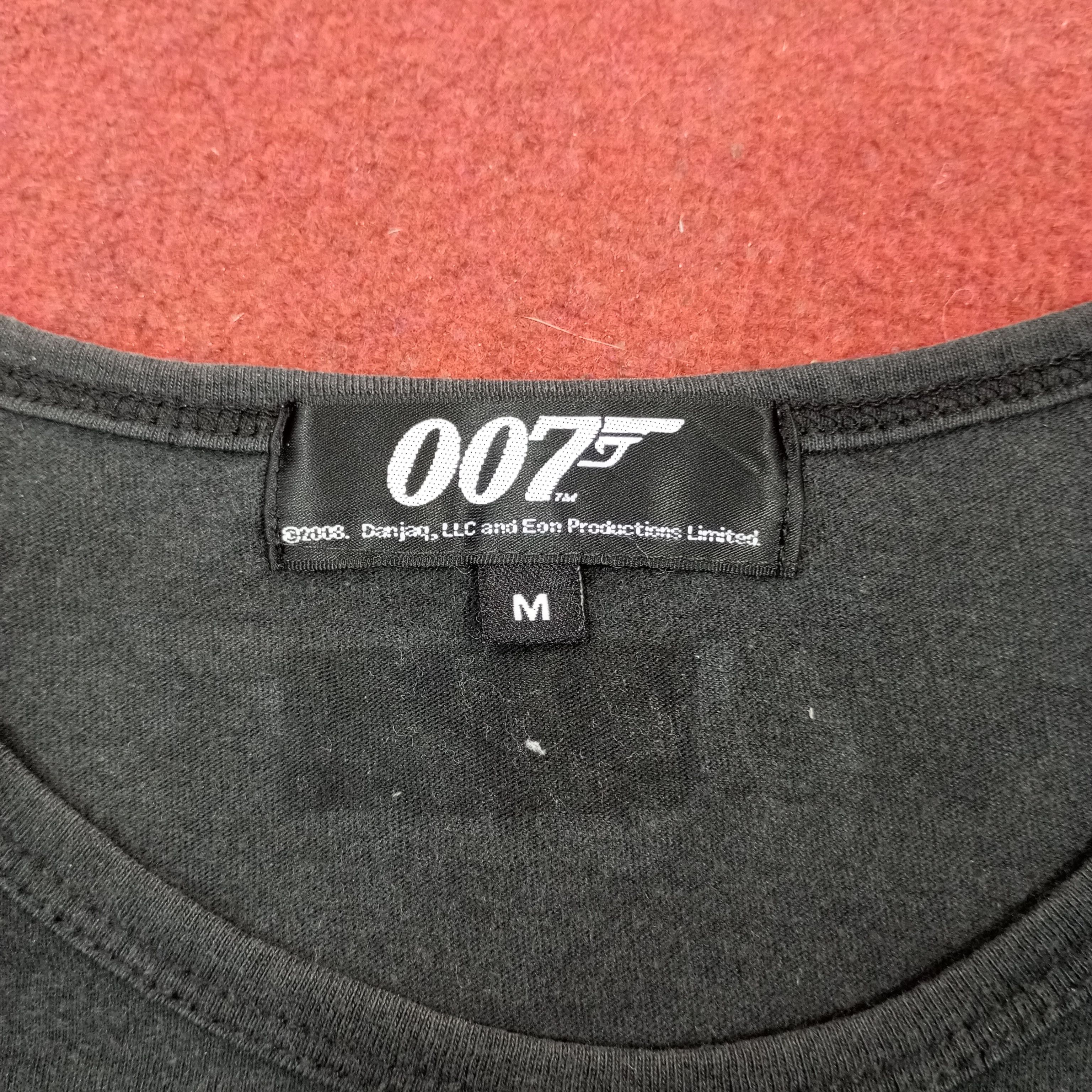Vintage James Bond 007 Movie Streetwear Style Tshirt Size US S / EU 44-46 / 1 - 6 Thumbnail