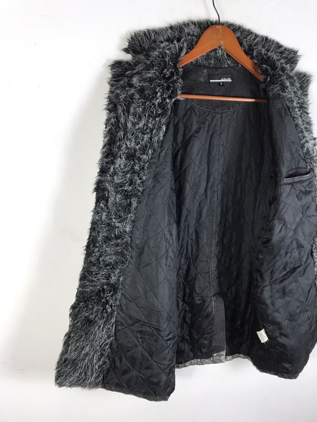 In The Attic IN THE ATTIC Punk Grunge Distressed Graffiti Faux Fur Jacket Size US M / EU 48-50 / 2 - 14 Thumbnail