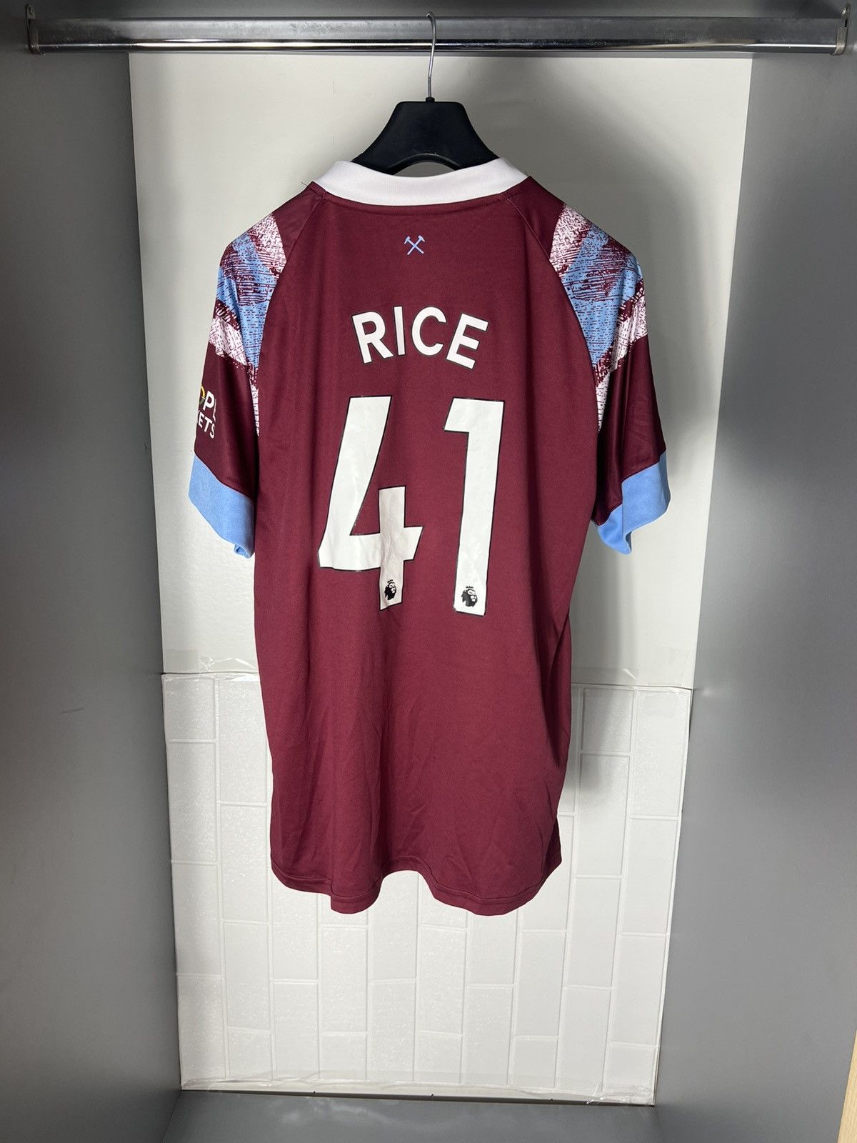 Umbro × Vintage VERY RARE UMBRO FC WEST HAM UNITED ENGLAND SOCCER JERSEY Y2K Size US XXL / EU 58 / 5 - 1 Thumbnail