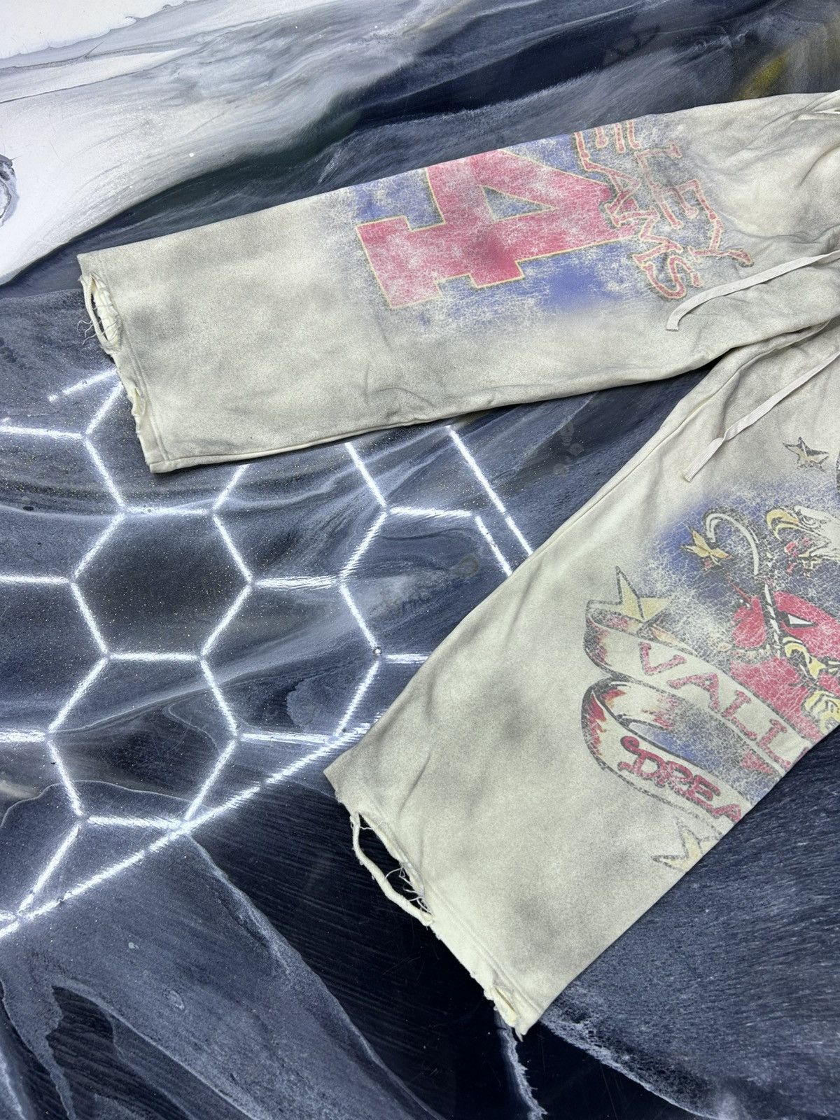 Vale Vale Nostalgia Sweatpants Cream Size S Size US 30 / EU 46 - 3 Thumbnail