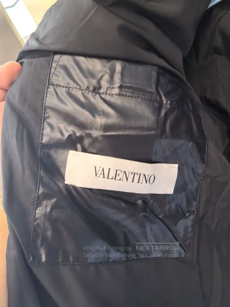 Valentino Valentino Black glossy down jacket Size US S / EU 44-46 / 1 - 6 Thumbnail