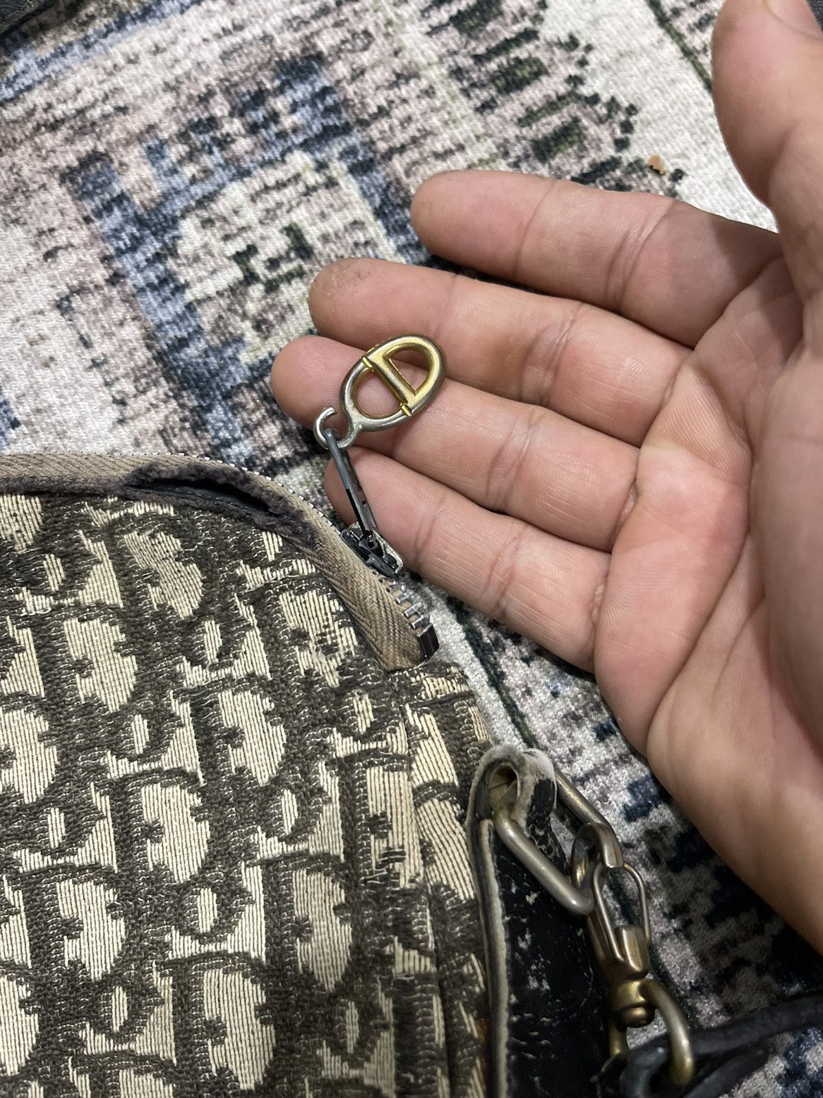 Christian Dior Monsieur × Vintage Vintage 80s Christian Dior Monogram Distressed Sling Bag Size ONE SIZE - 13 Thumbnail