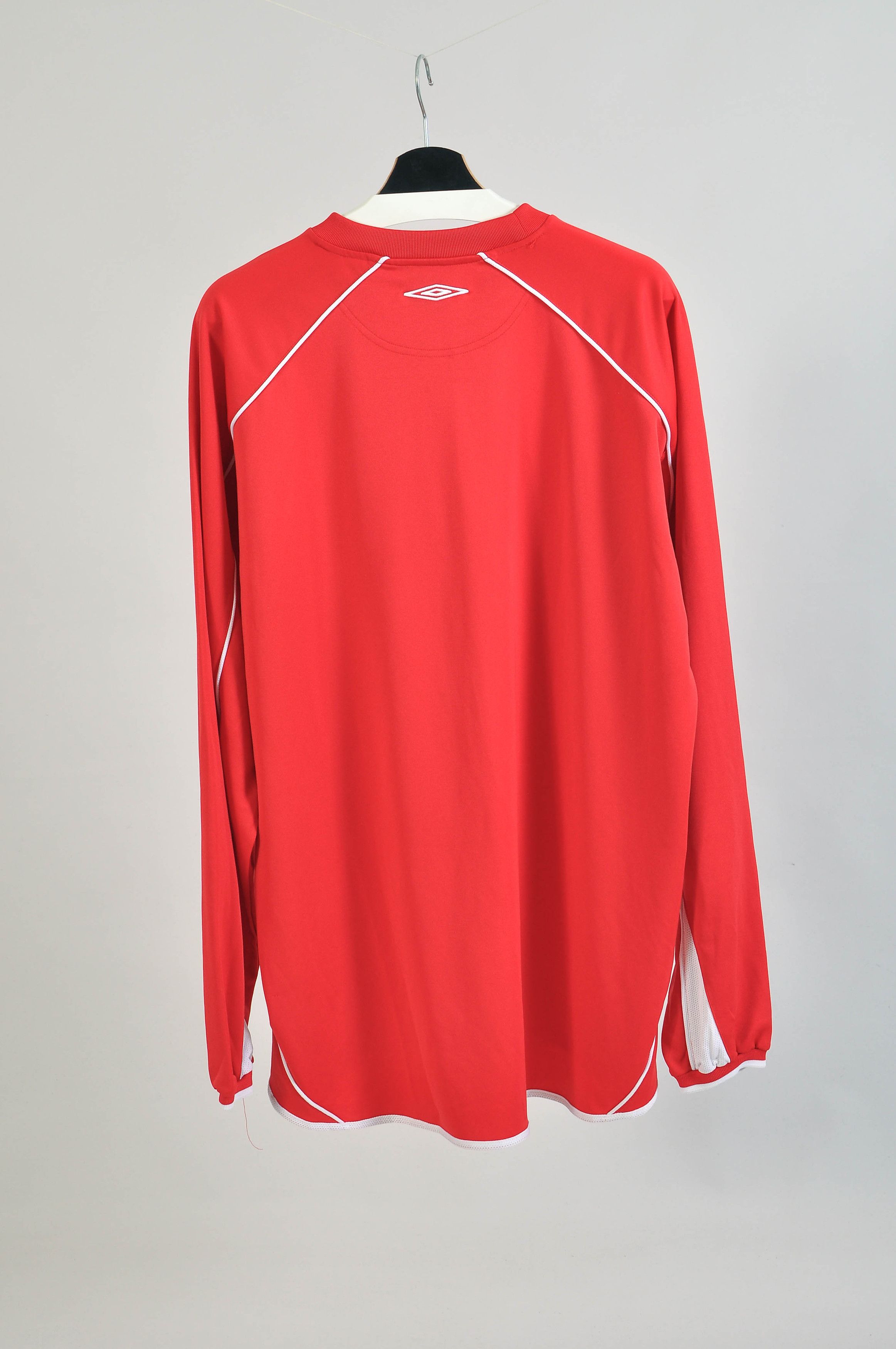 Umbro Umbro Long Sleeve Sport Top Red | Retro Football Jersey XXL Size US XXL / EU 58 / 5 - 4 Thumbnail