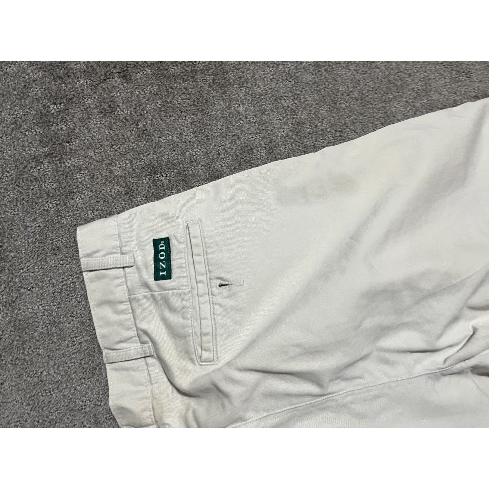 Izod VINTAGE IZOD Pants Mens 34x32 Khaki Classic Fit Beige Chino Pleated Front Pockets Logo Cotton Straight Size US 34 / EU 50 - 3 Thumbnail