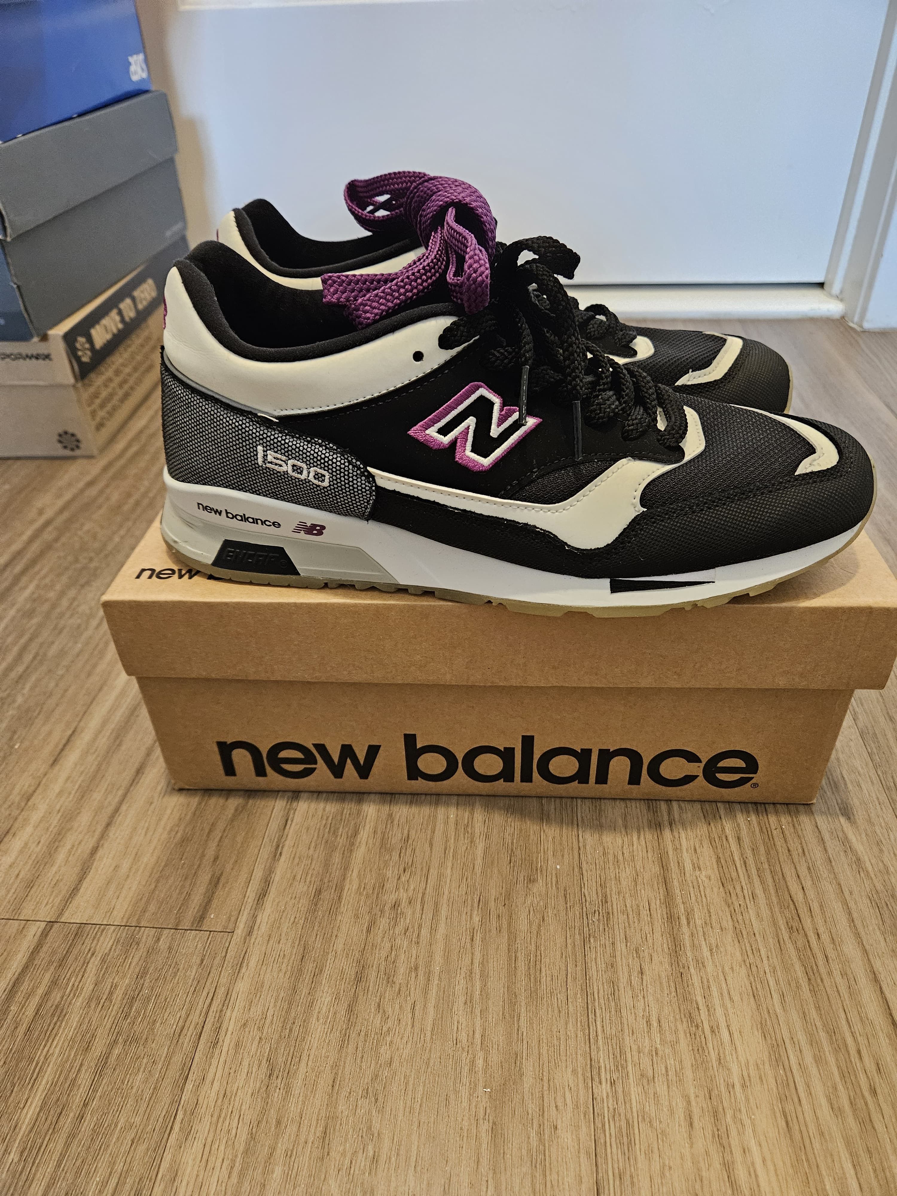 New Balance New Balance 1500 Made in England Glow In The Dark Size US 9 / EU 42 - 1 Thumbnail