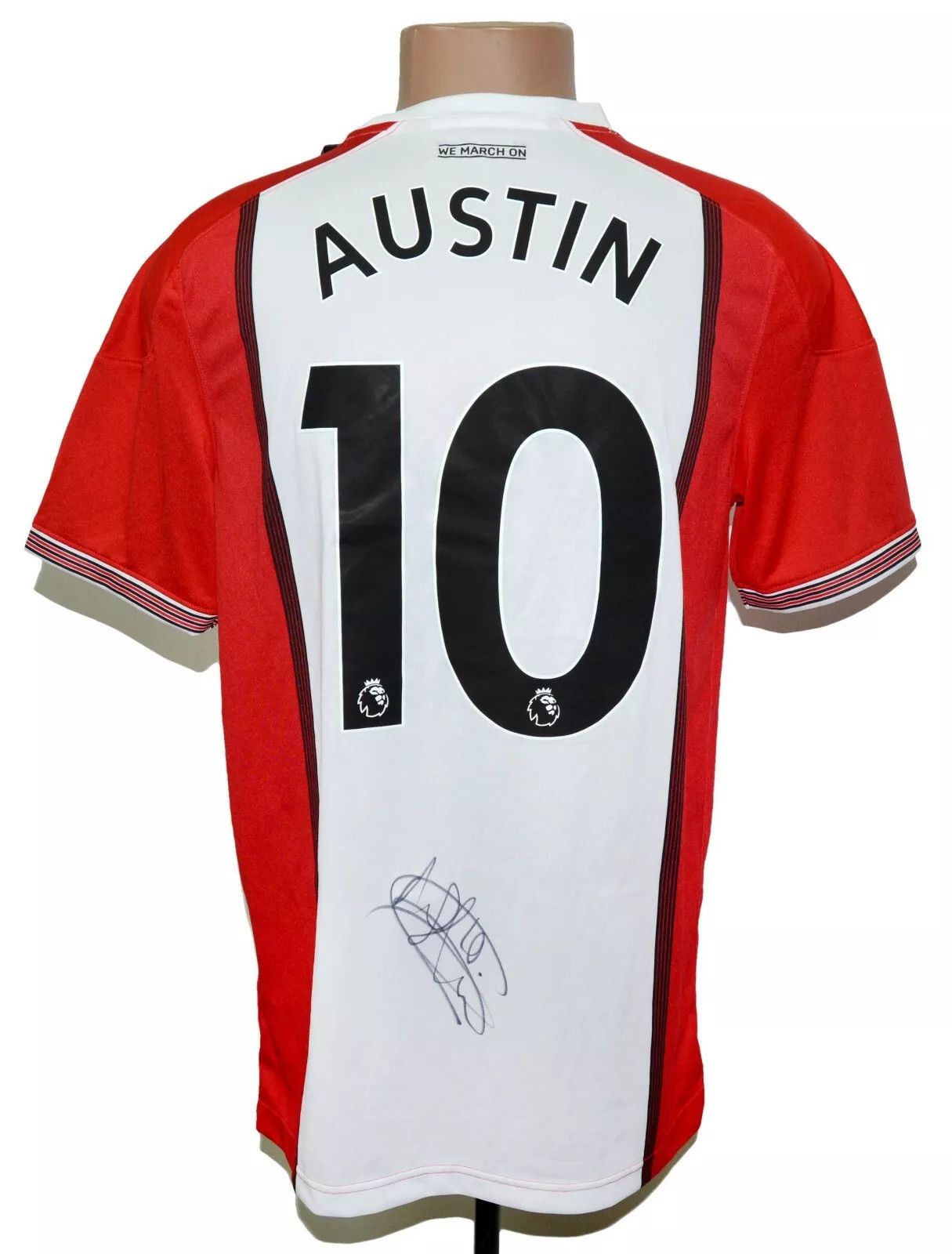 Under Armour *BNWT* SOUTHAMPTON 2017/2018 SIGNED UNDER ARMOUR M 10 AUSTIN Size US M / EU 48-50 / 2 - 1 Thumbnail