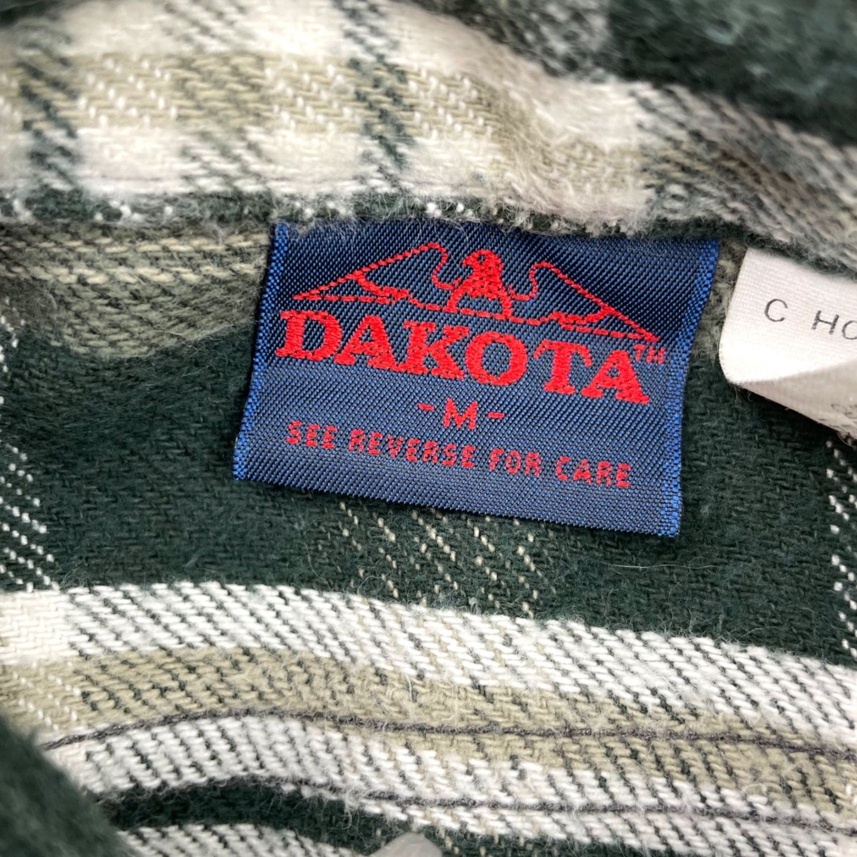 BB Dakota VINTAGE Dakota Men's Flannel Work Shirt Green Plaid Medium Shirt/Adult/Regular Fit/Buttons/Cotton Chest Pockets Size US M / EU 48-50 / 2 - 3 Thumbnail