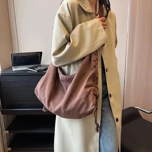 Japanese Brand × Vintage Large Capacity Crossbody/Shoulder Bags Unisex Size ONE SIZE - 2 Thumbnail