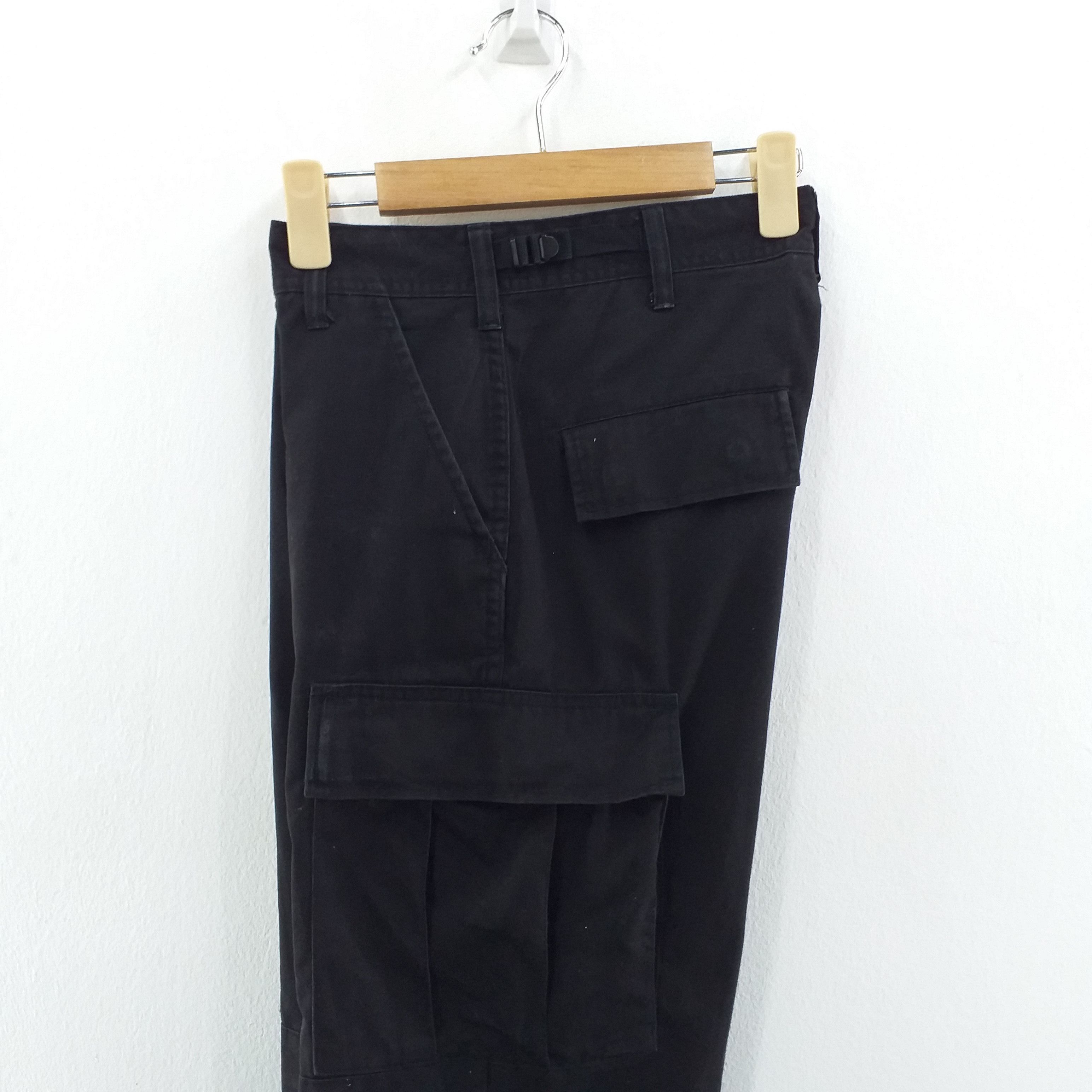 Japanese Brand Black Cargo Multi Pocket Pants -CP052 Size US 31 - 7 Thumbnail