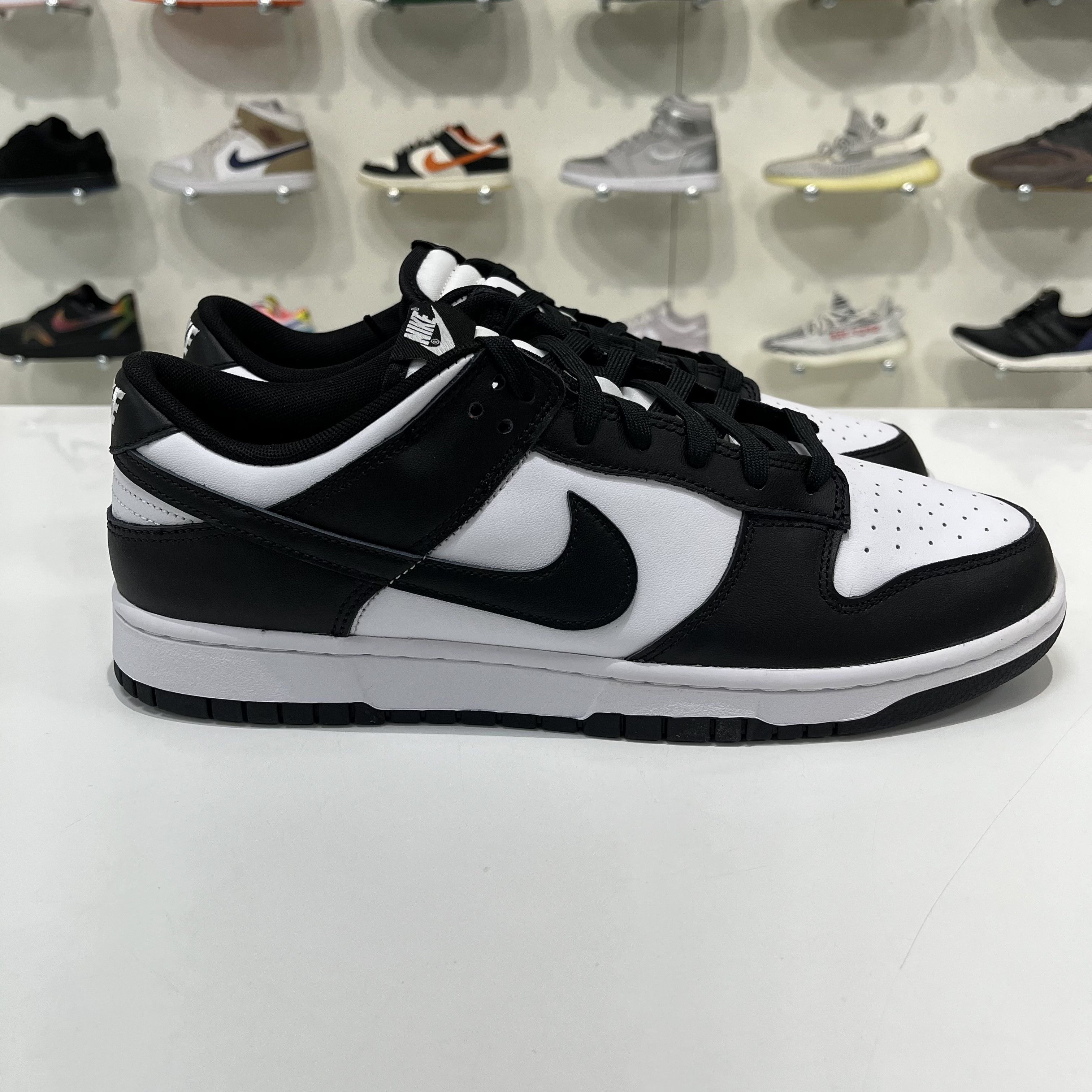 Nike Nike Dunk Low Retro White Black 2021 Size US 12.5 / EU 45-46 - 4 Thumbnail