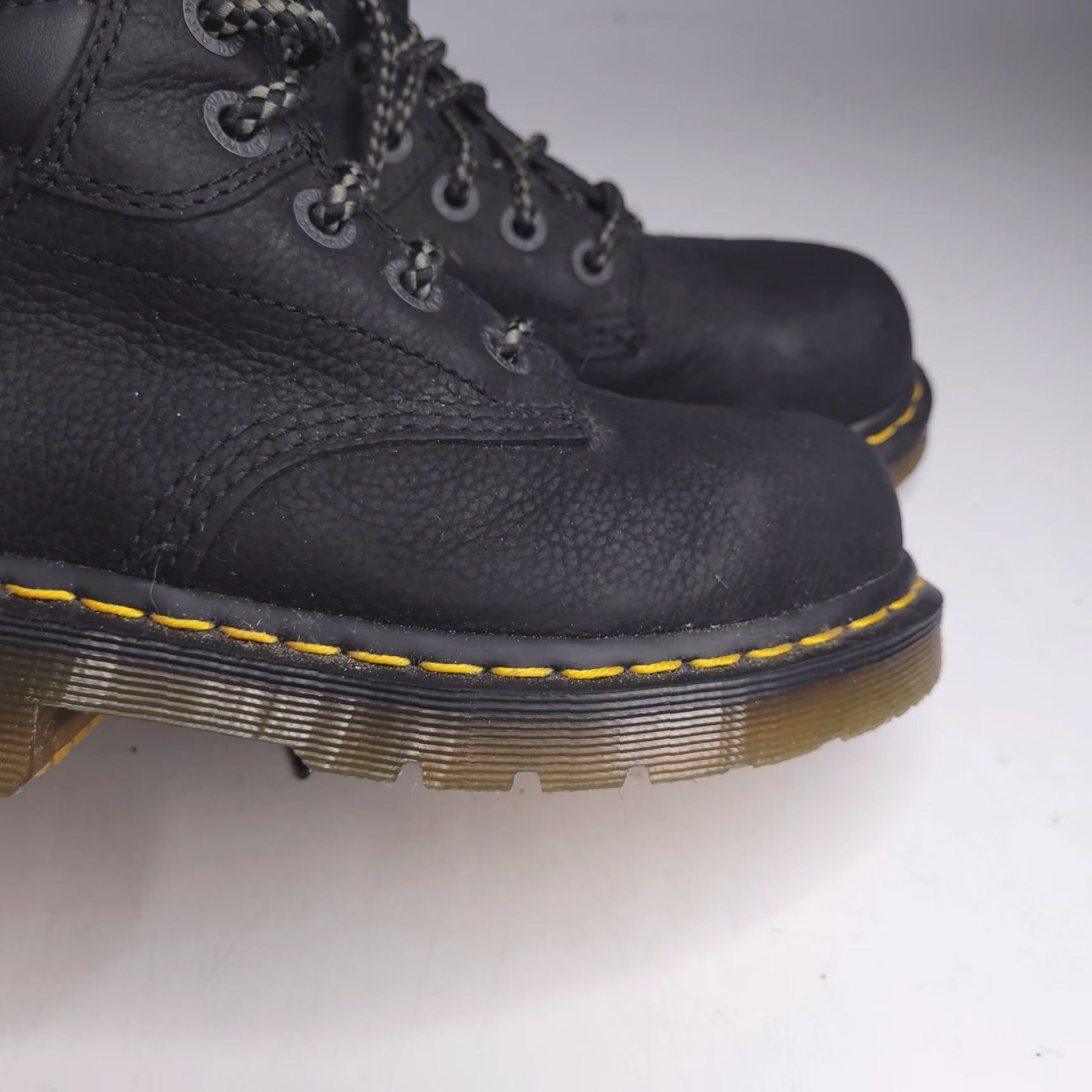 Dr. Martens Dr. Martens Boots Womens 5 Black Leather Hynine Street AW004 Womens Bootie 5 Black Vintage? No Vintage Size US 5 / IT 35 - 3 Thumbnail