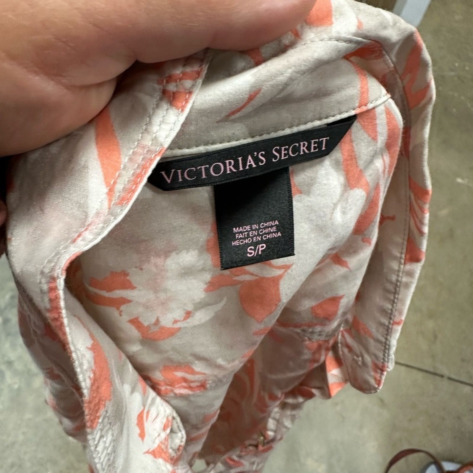 Victoria's Secret Victoria’s Secret Floral Silk Top Size S / US 4 / IT 40 - 3 Thumbnail