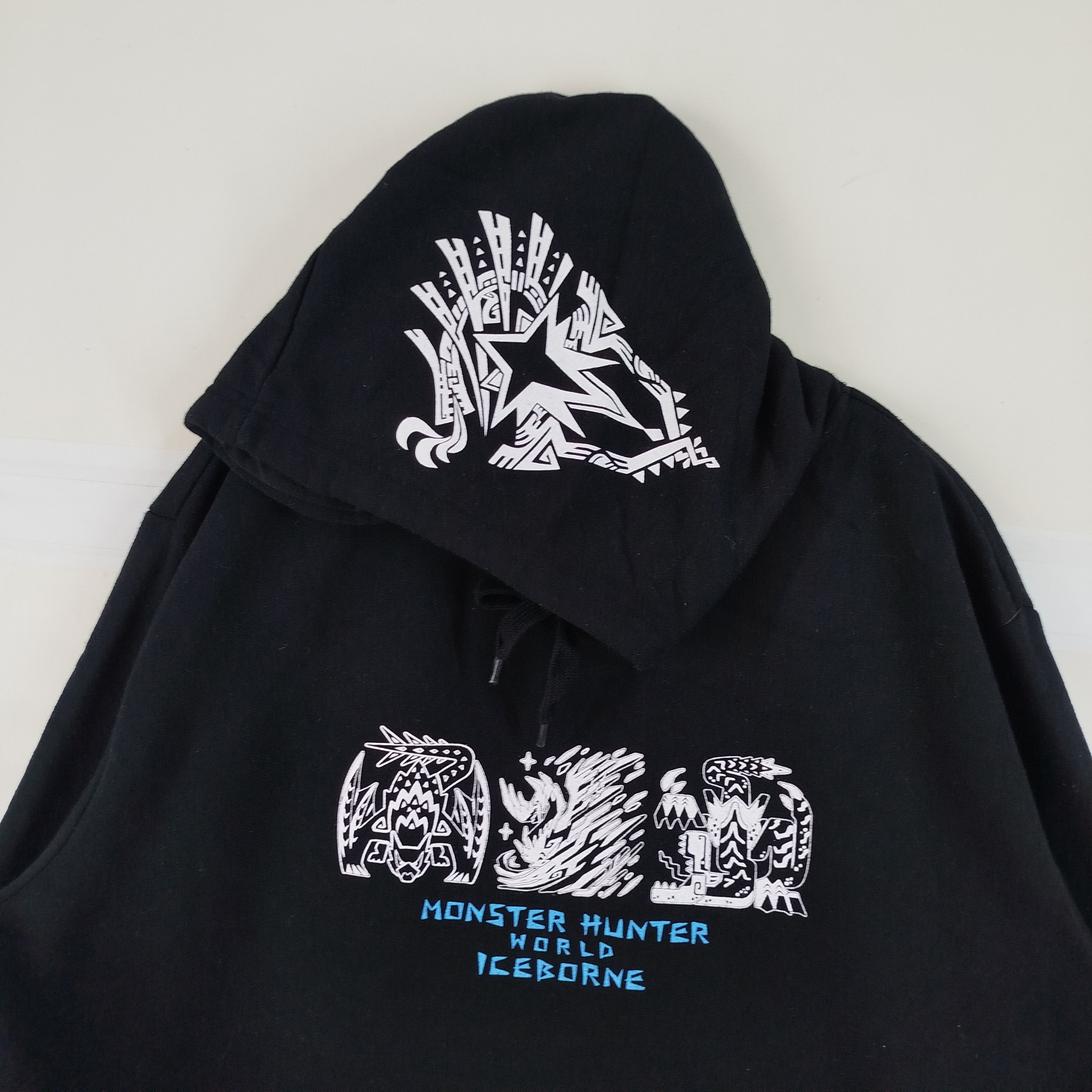 Playstation CAPCOM Monster Hunter World Iceborne Game Y2K Size US XL / EU 56 / 4 - 1 Thumbnail