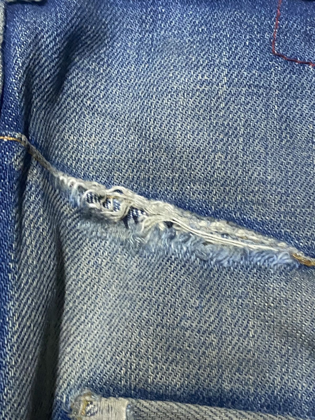 Levi's Vintage Levis Engineered Mud Wash Distressed Twist Leg Jeans Size US 31 - 14 Thumbnail