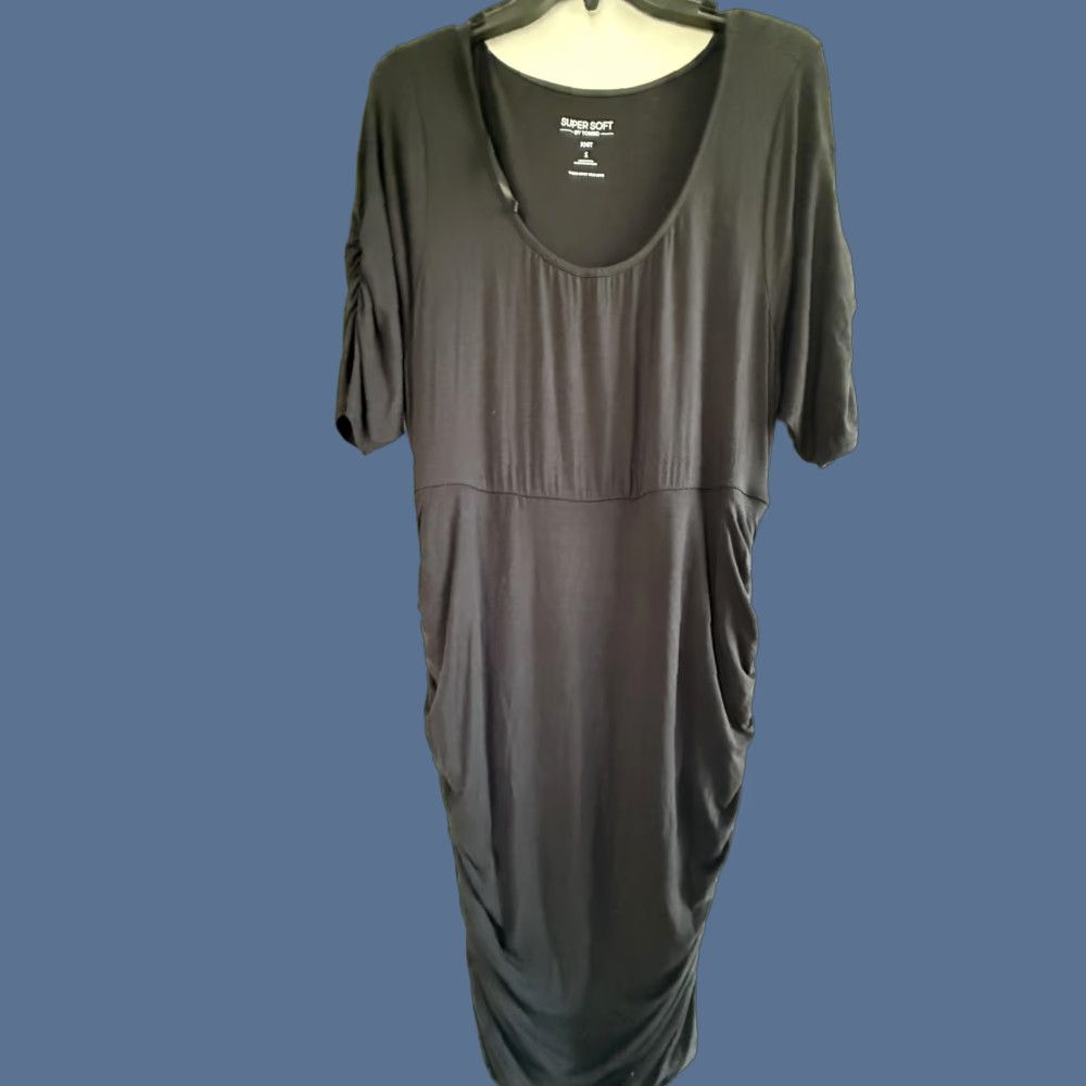 Torrid Torrid Dress Womens 1X Black Super Soft Knit Ruched Bodycon T Shirt Midi Dress Size XL / US 12-14 / IT 48-50 - 1 Thumbnail