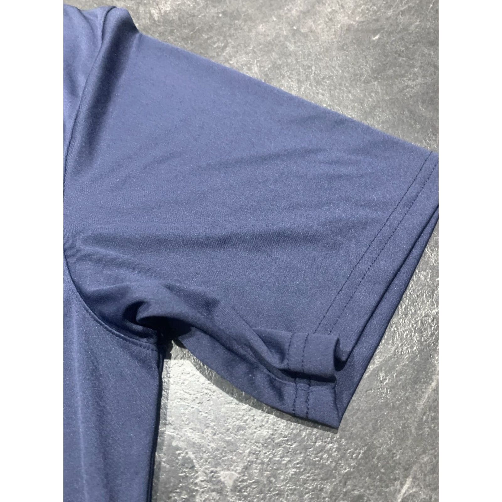 Under Armour VINTAGE Under Armour HeatGear Basketball T-Shirt Men’s Medium Crew Neck Short Sleeve Activewear Blue Size US M / EU 48-50 / 2 - 2 Thumbnail