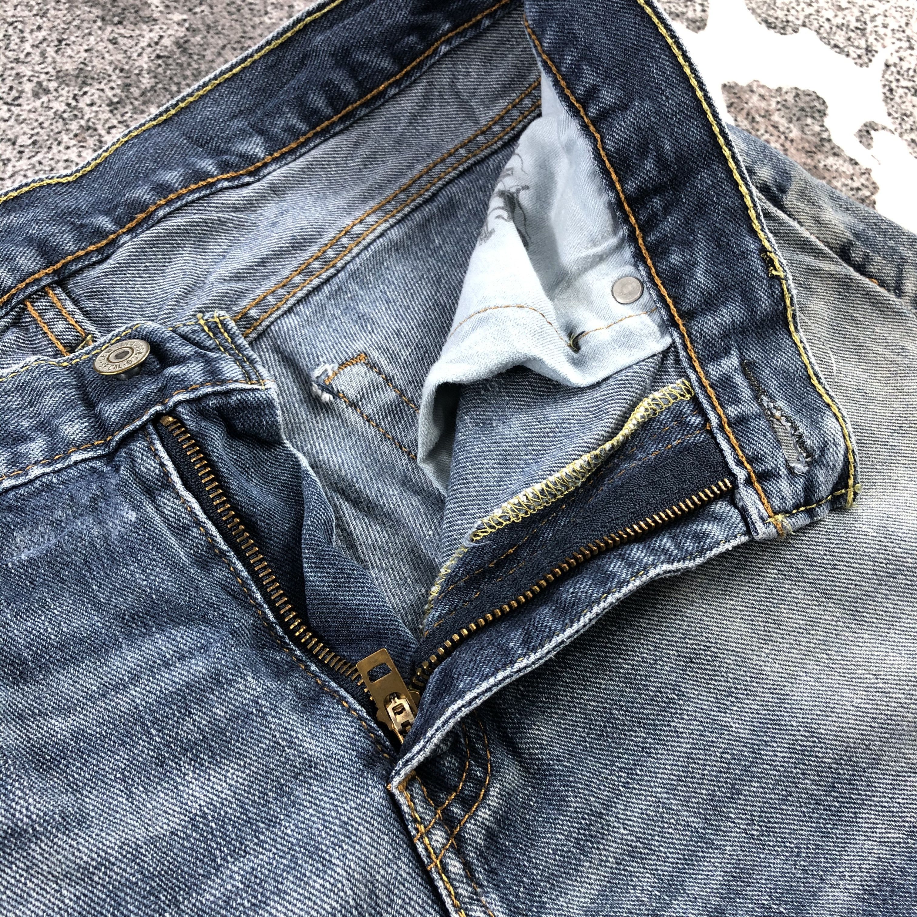 Levi's Vintage Levi's 514 Jeans Blue Wash Denim KJ1025 Size US 32 / EU 48 - 11 Thumbnail
