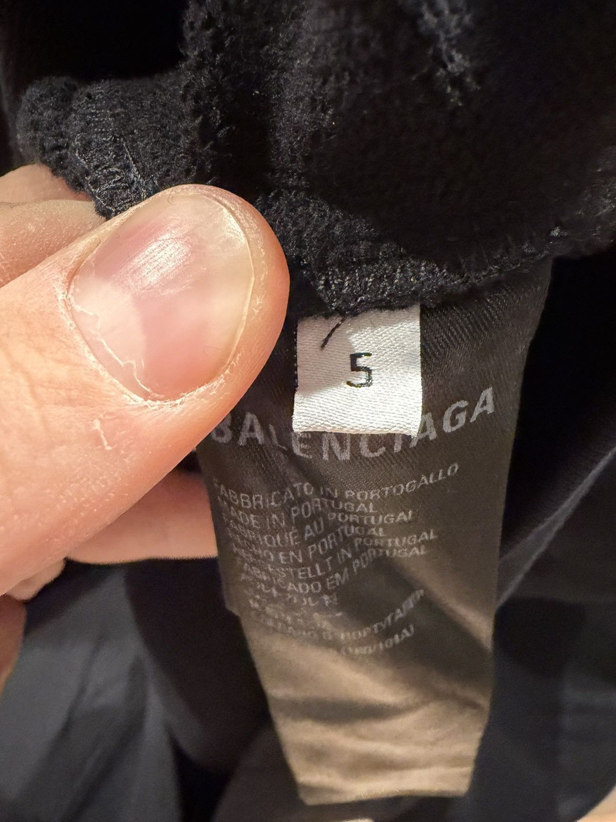 Balenciaga Balenciaga Embroidered New York Hoodie Black size 5 Size US M / EU 48-50 / 2 - 7 Thumbnail