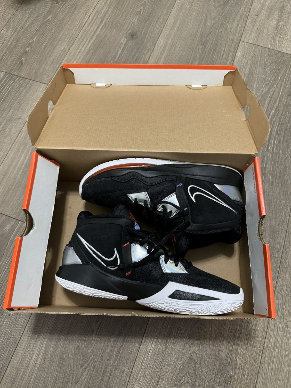 Nike Nike Kyrie Infinity Fire and Ice Size US 9 / EU 42 - 7 Thumbnail
