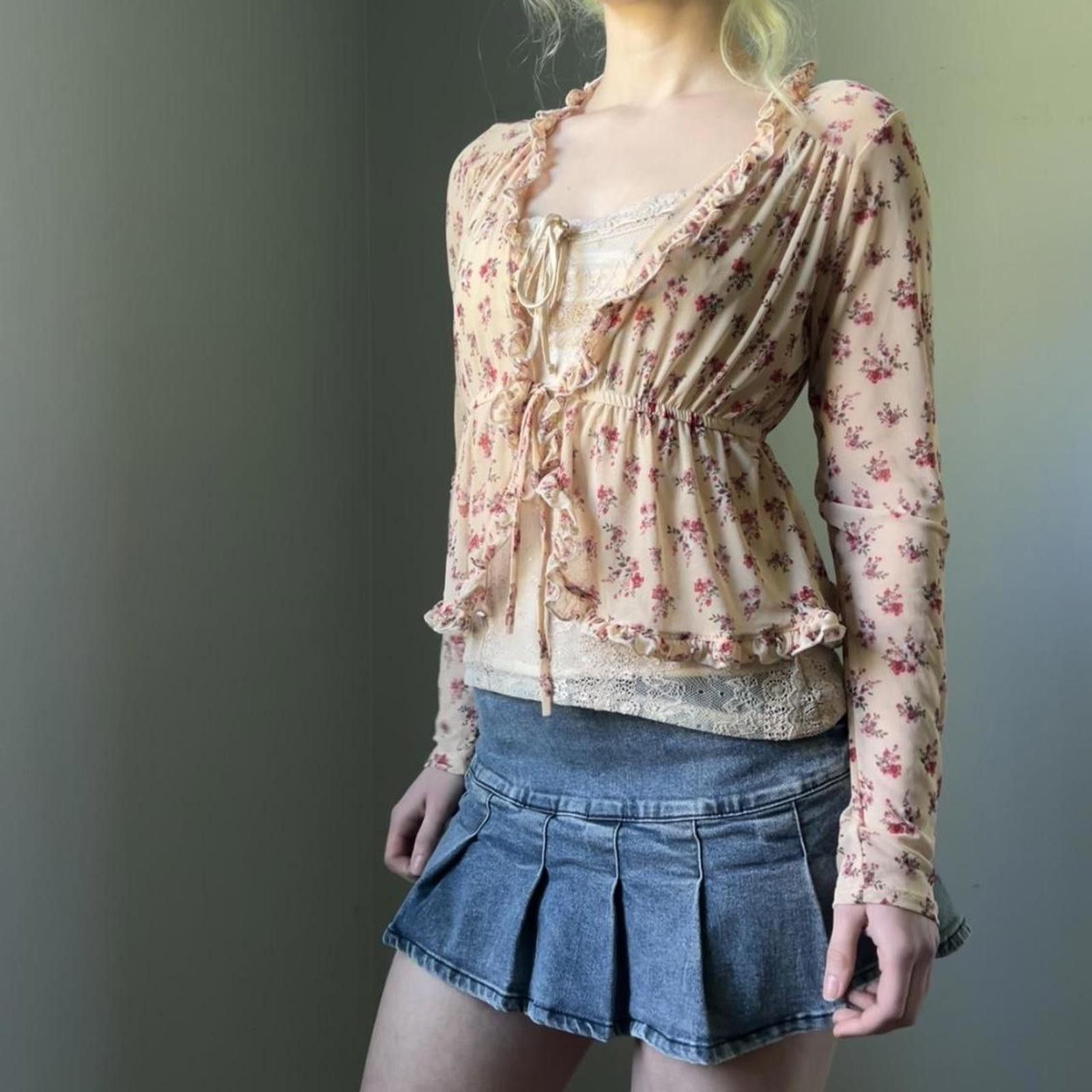 Other Floral blouse with tie front and ruffles Size S / US 4 / IT 40 - 1 Thumbnail