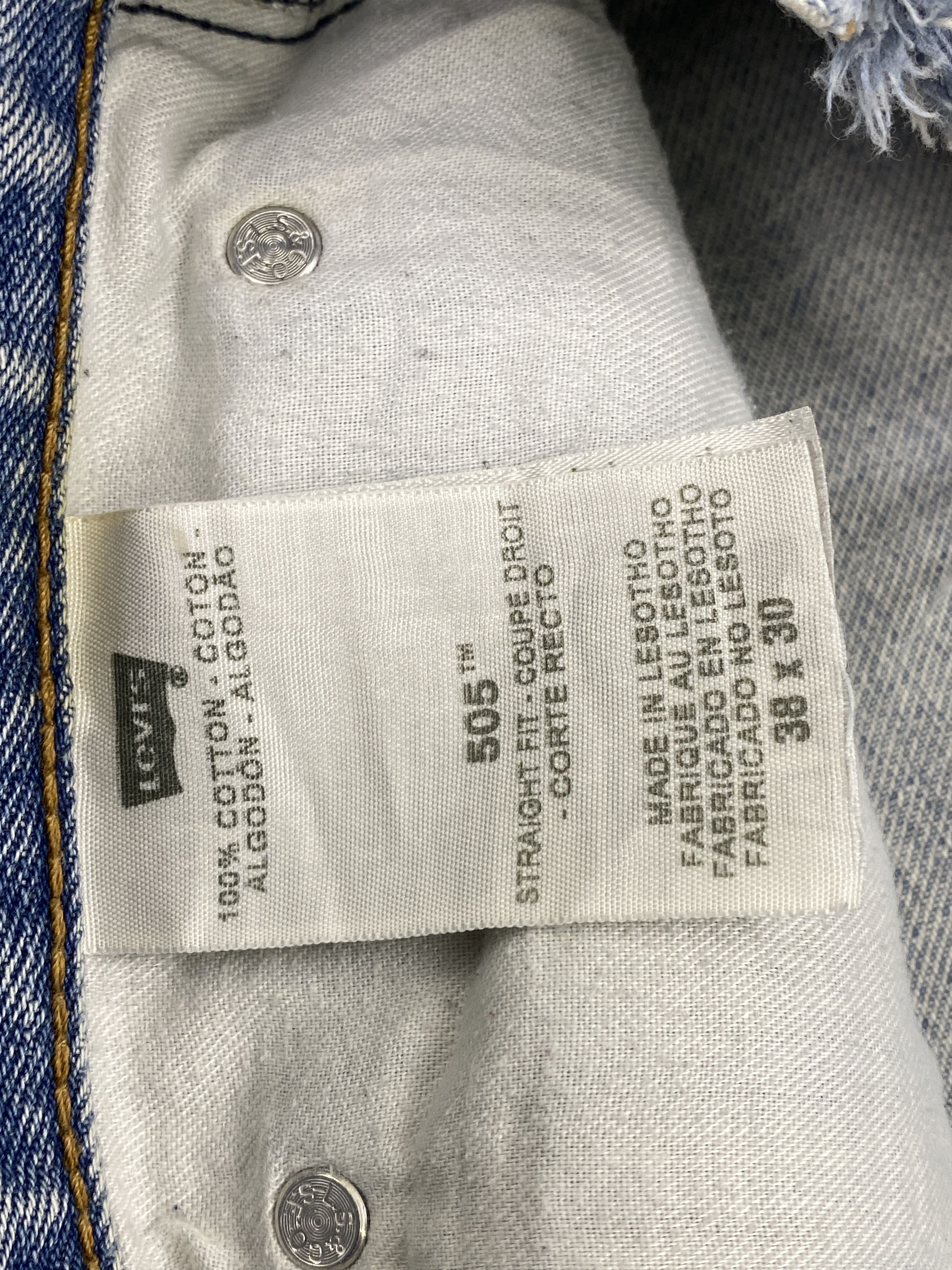 Levi's × Vintage Light Blue Washed Vintage Levi's 505 Jeans Size US 38 / EU 54 - 7 Thumbnail