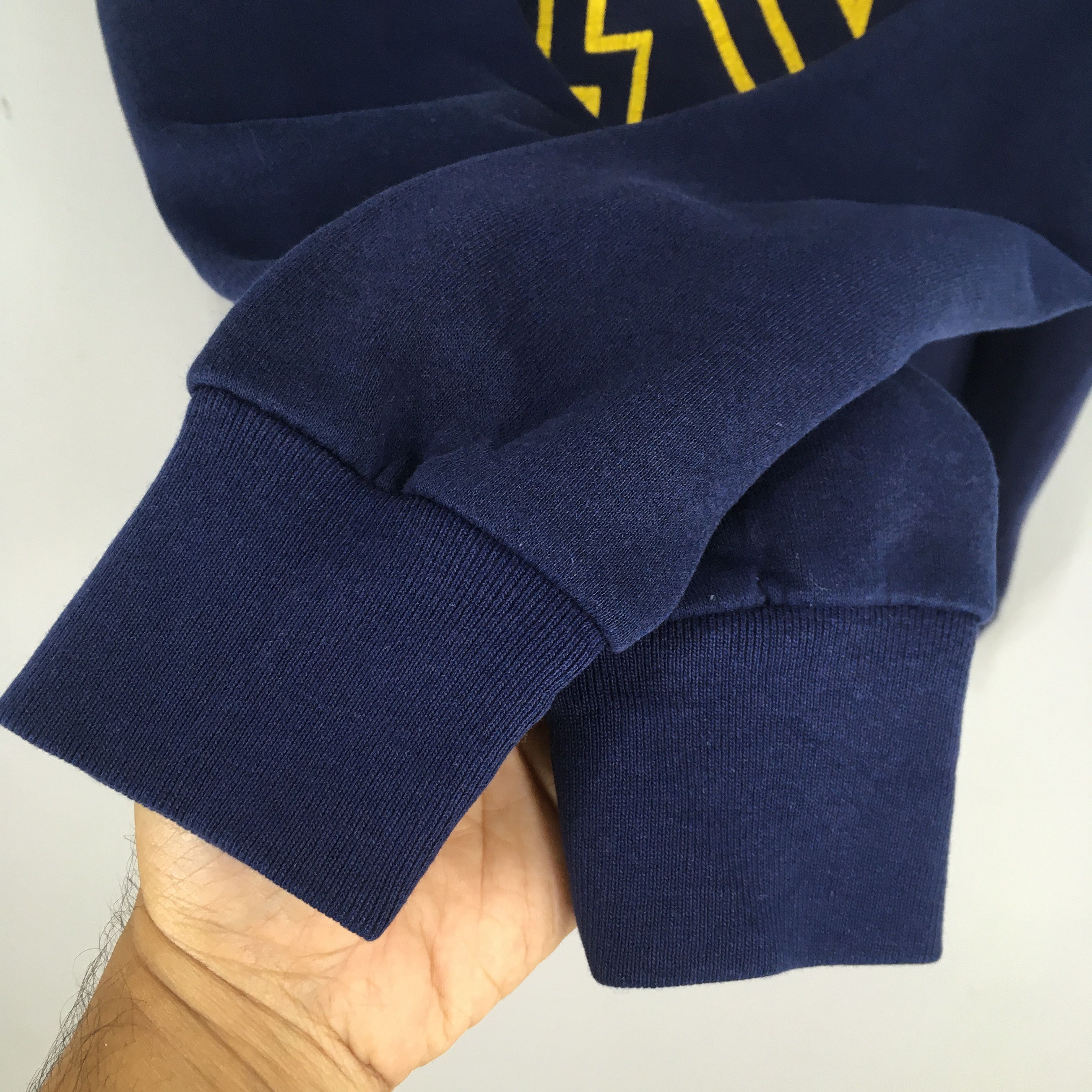 Vintage Vintage 90s United States Navy Blue Sweatshirt Large Size US L / EU 52-54 / 3 - 4 Thumbnail