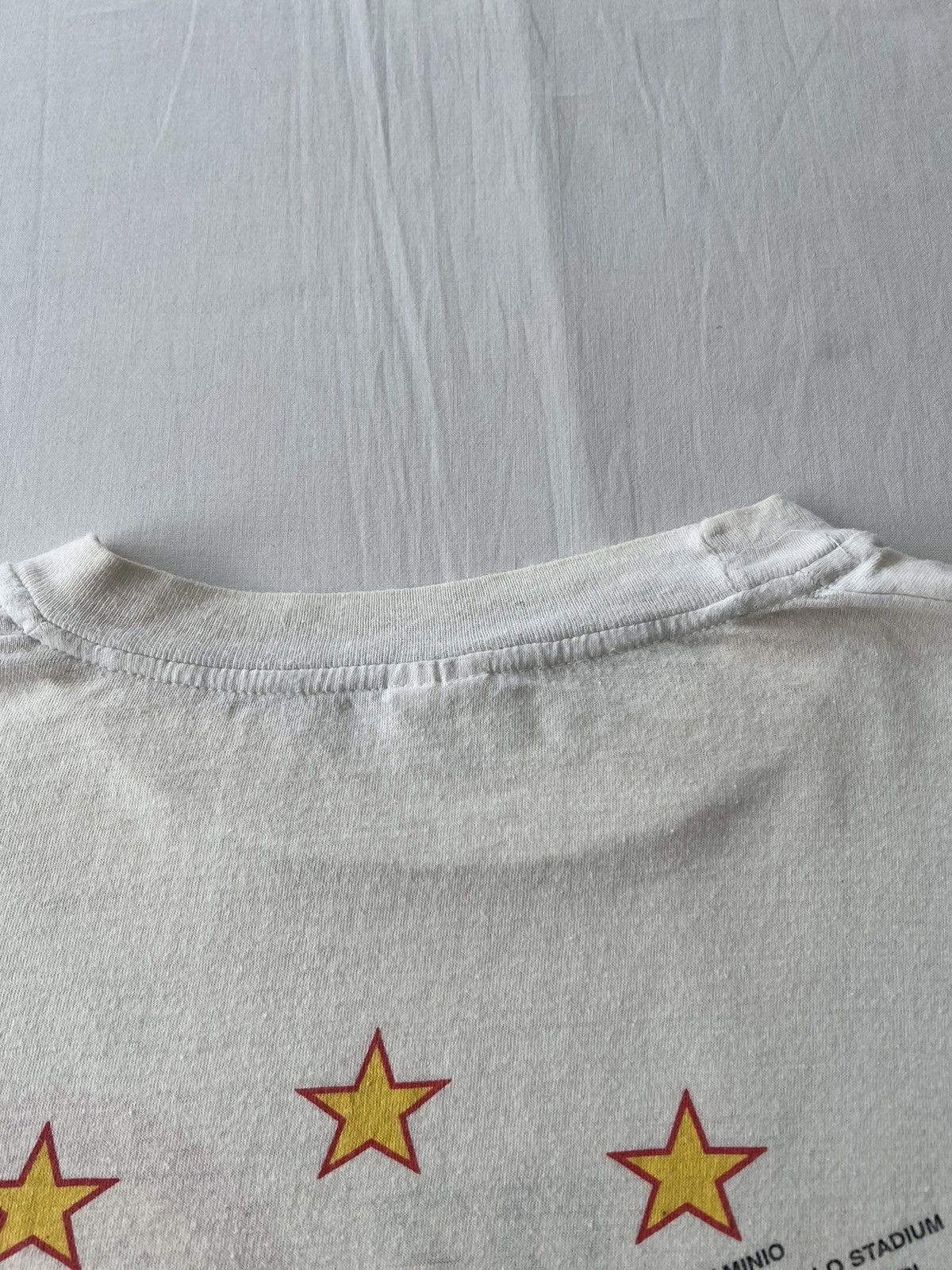 Band Tees Vintage 1993 U2 Zooropa Tour Zoo TV Outside Broadcast Tshirt Size US XL / EU 56 / 4 - 20 Thumbnail