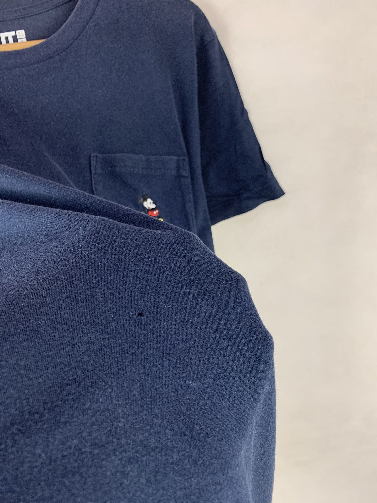 Disney Steals! Uniqlo Mickey Mouse Disney Embroided Pocket Tee Size US M / EU 48-50 / 2 - 4 Thumbnail