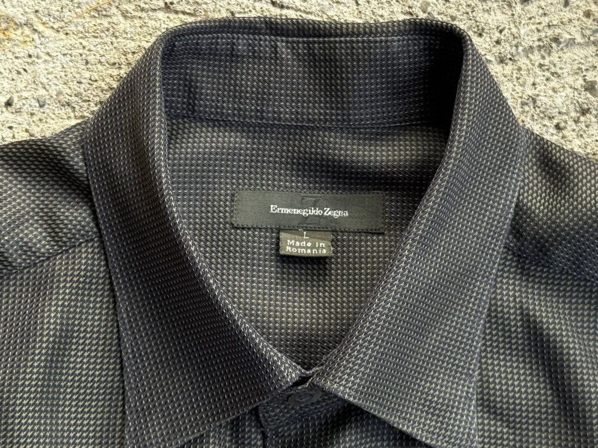 Ermenegildo Zegna Mainline Longsleeve Button-Down Dress Shirt Size US L / EU 52-54 / 3 - 2 Thumbnail