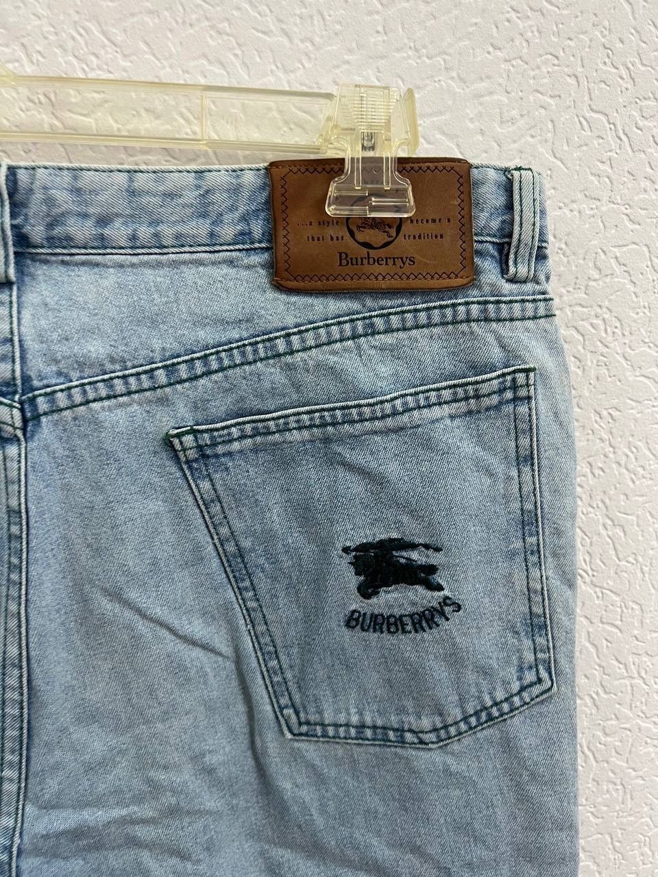 Burberry × Vintage Vintage 90s Burberrys Embroidered Washed Blue Denim Jeans Size US 30 / EU 46 - 3 Thumbnail