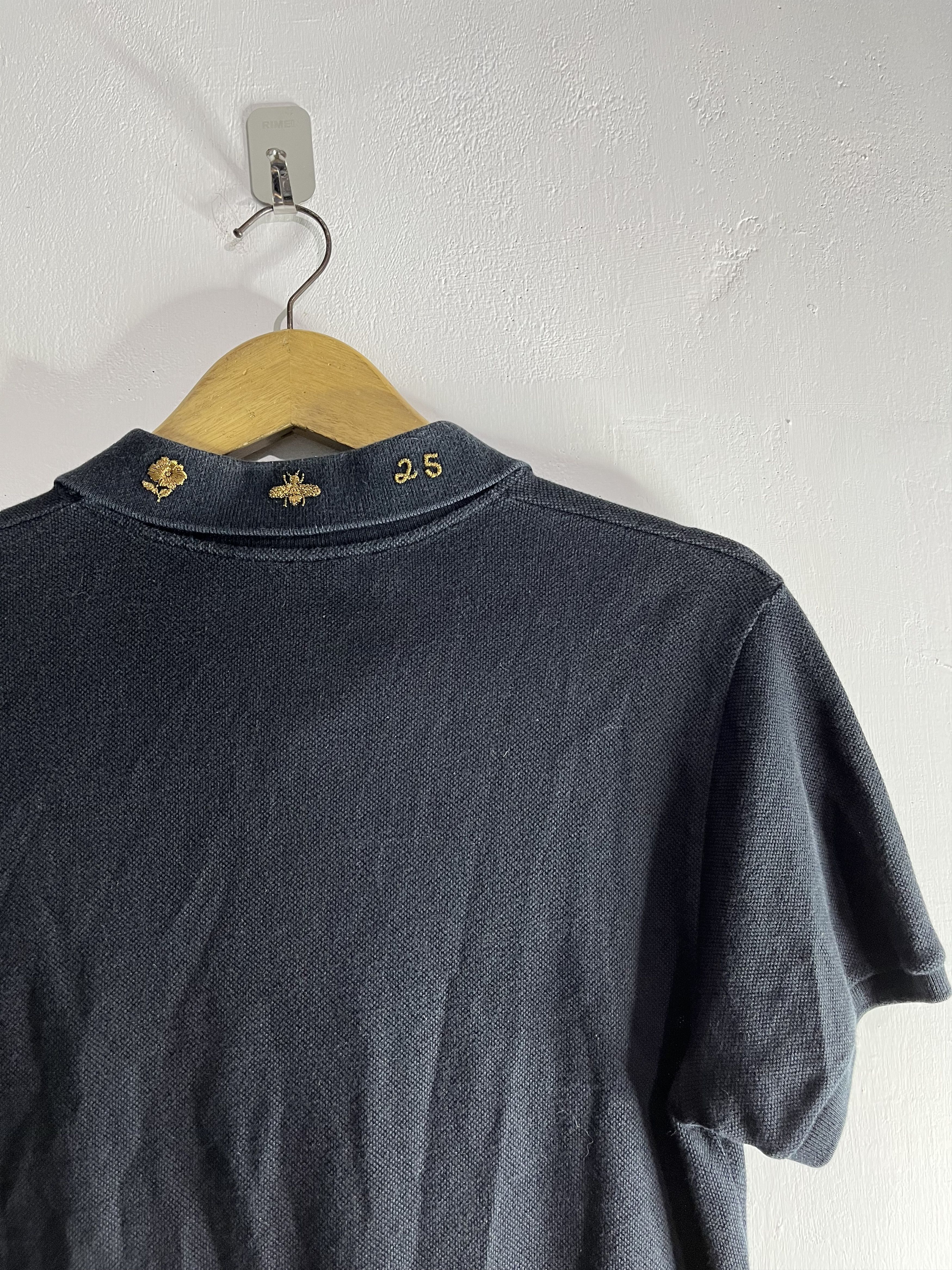 Gucci Gucci gold embroidered gold polo shirt Size US S / EU 44-46 / 1 - 6 Thumbnail