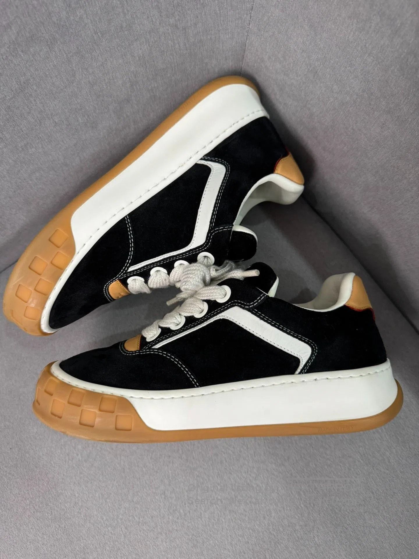 Louis Vuitton Louis Vuitton Tilted Shoes. Size US 8.5 / EU 41-42 - 4 Thumbnail