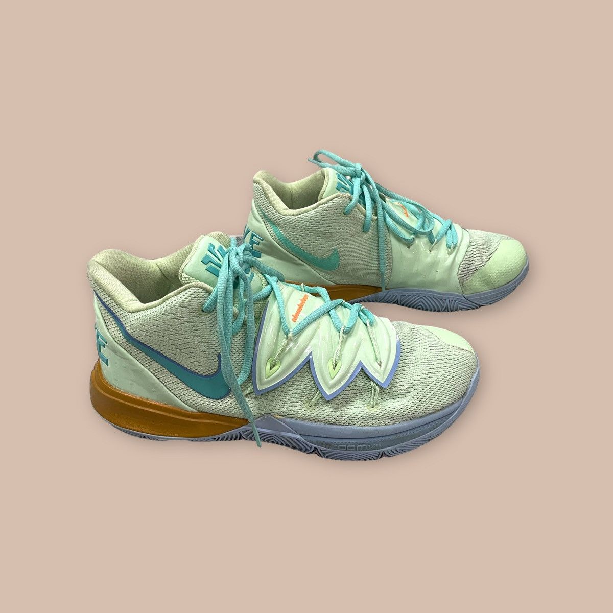 Nickelodeon Nike Kyrie 5 x SpongeBob SquarePants 'Squidward' Size US 10 / EU 43 - 4 Thumbnail