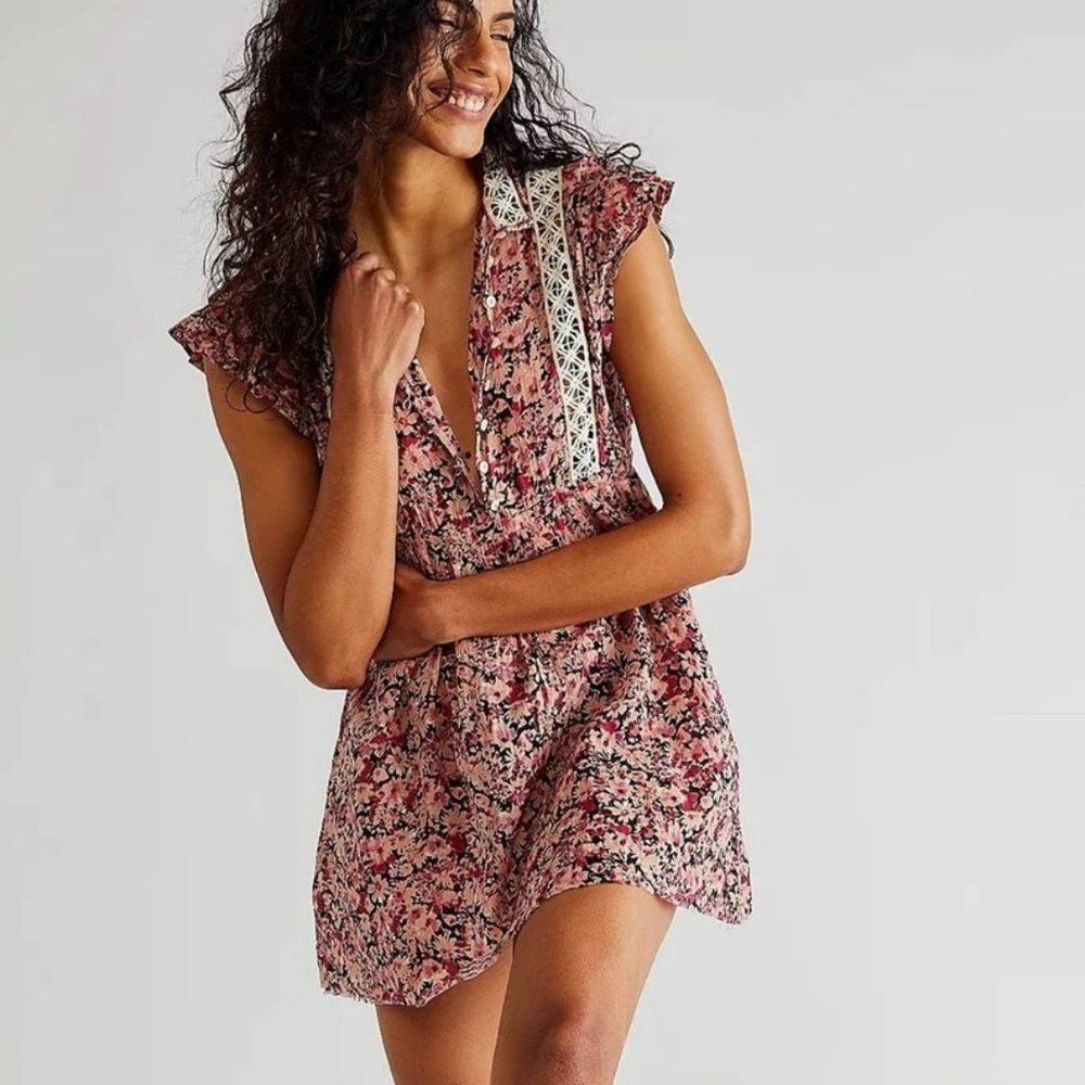 Free People NWT New $88 Free People Eva Cotton Tunic Top Cherry Dress S Size S / US 4 / IT 40 - 1 Thumbnail