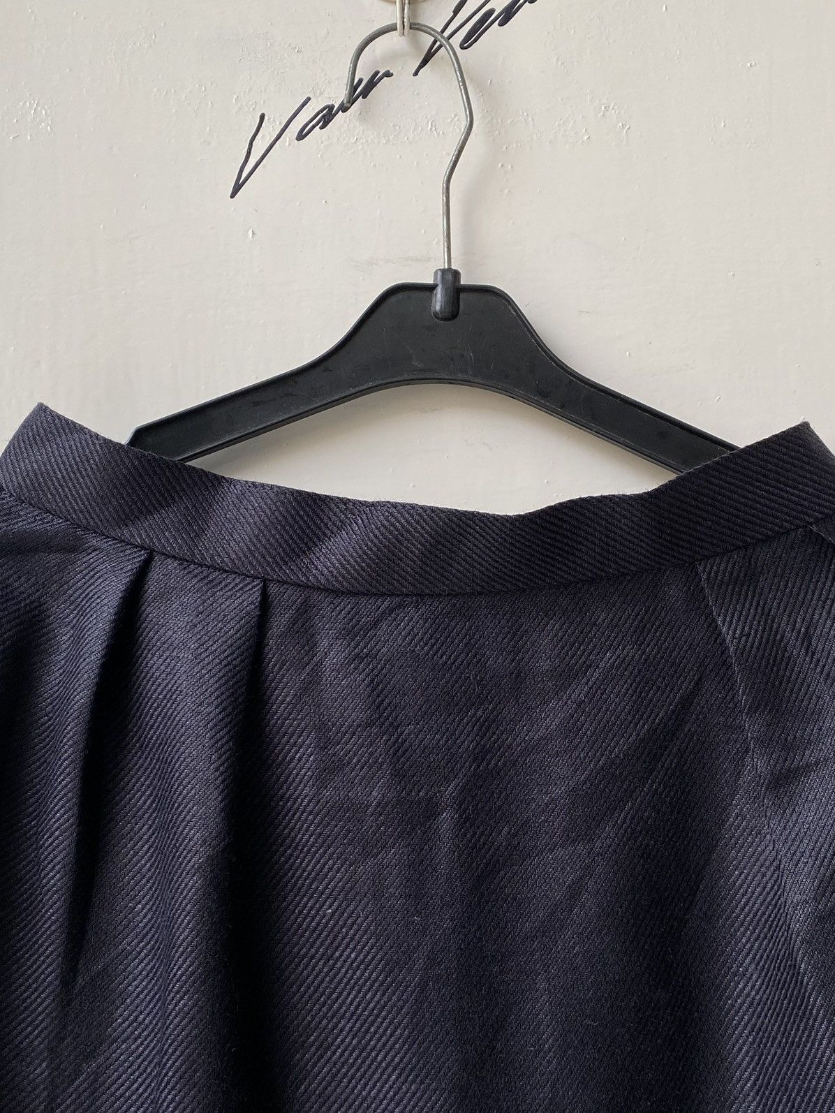 Christian Dior Monsieur Christian Dior pret a porter Navy Skirt Size 22" - 9 Thumbnail
