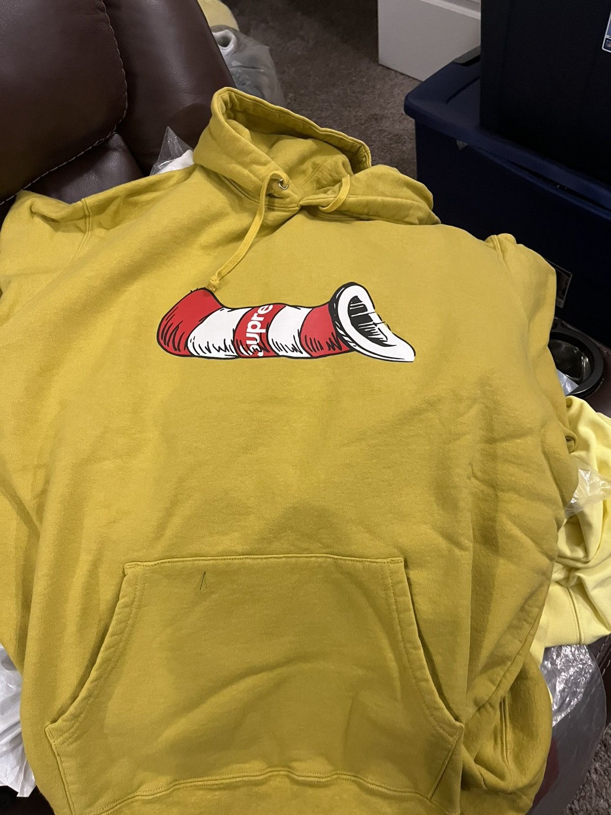 Supreme FW18 New Supreme CAT IN THE HAT hoodie size XL Size US XL / EU 56 / 4 - 8 Thumbnail