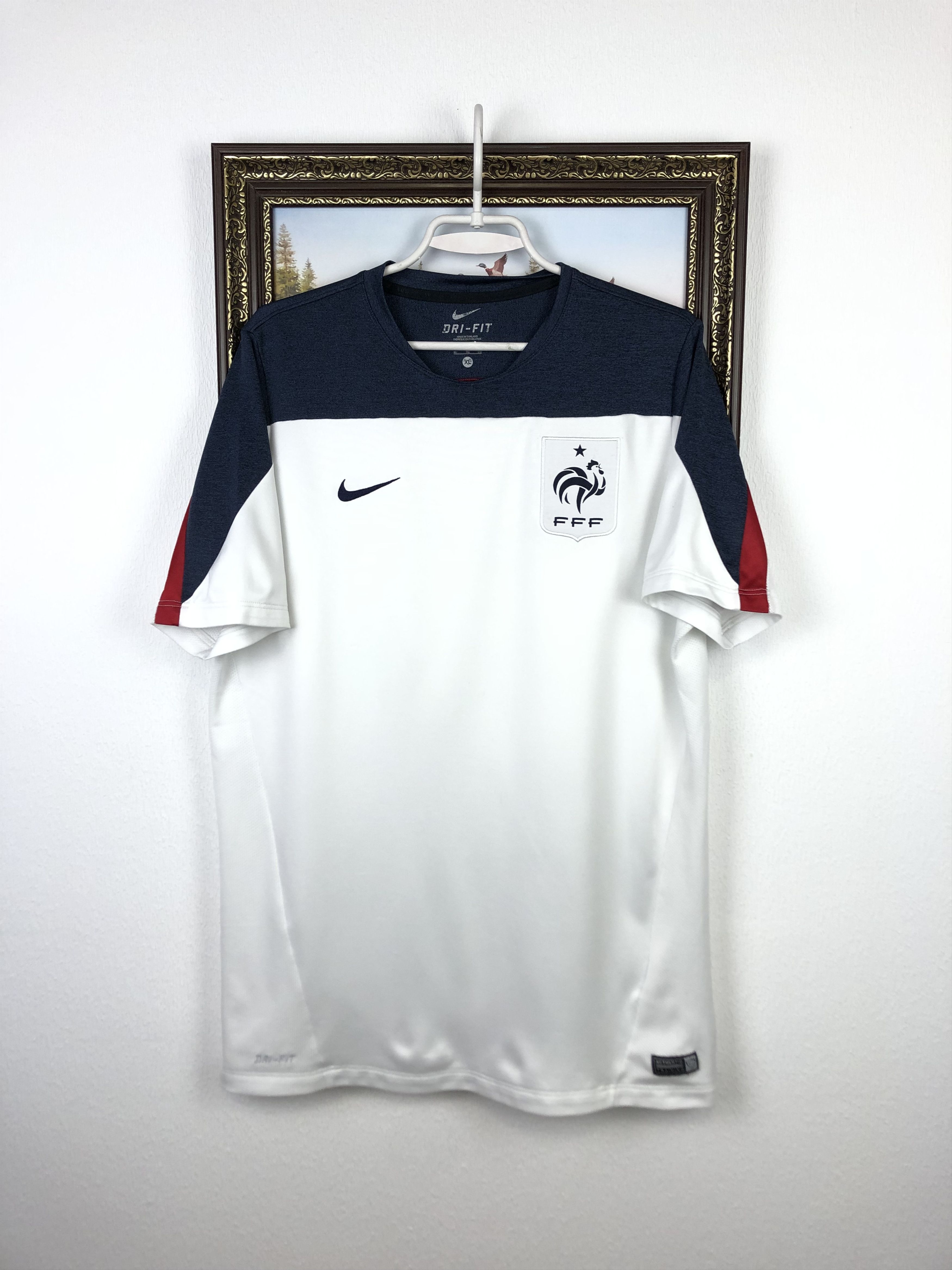 Nike France 2015 Nike Training Shirt Soccer White Jersey Tee Size US XL / EU 56 / 4 - 1 Thumbnail