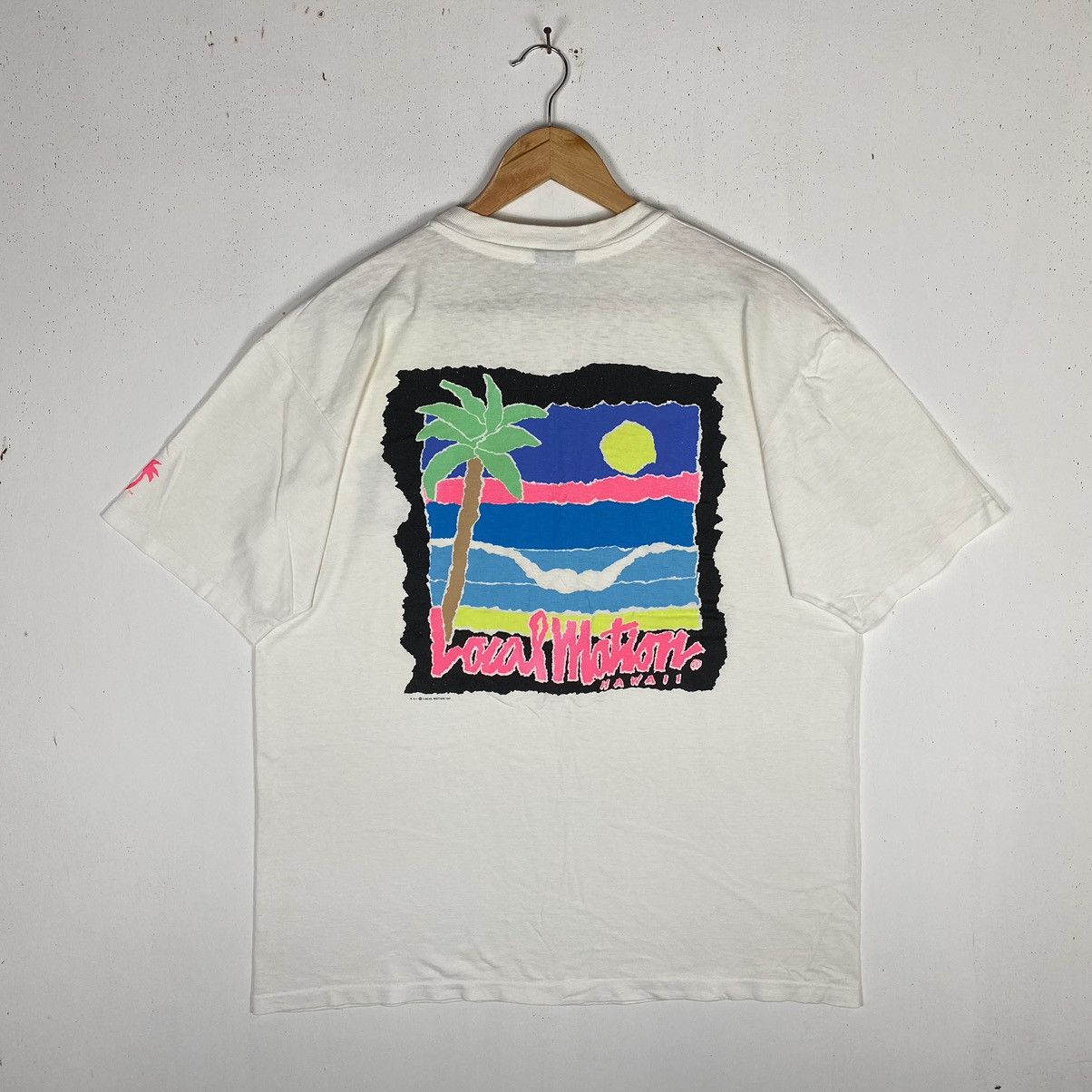 Vintage Vintage 90's LOCAL MOTION HAWAII Art Of Beach Surf Tee Size US XL / EU 56 / 4 - 2 Thumbnail