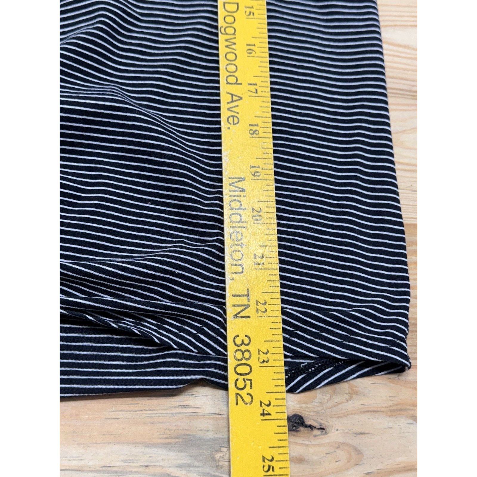 Lululemon LULULEMON Think Fast Tank Top Women Black White Striped Sz 8 Size M / US 6-8 / IT 42-44 - 6 Thumbnail