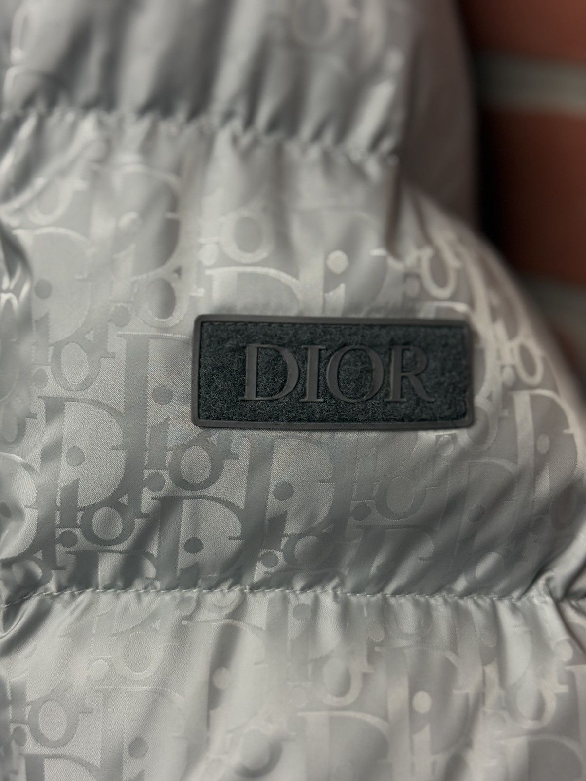 Dior Dior Oblique Down Puffer Jacket Size 54 Silver CLEAN Size US L / EU 52-54 / 3 - 11 Thumbnail