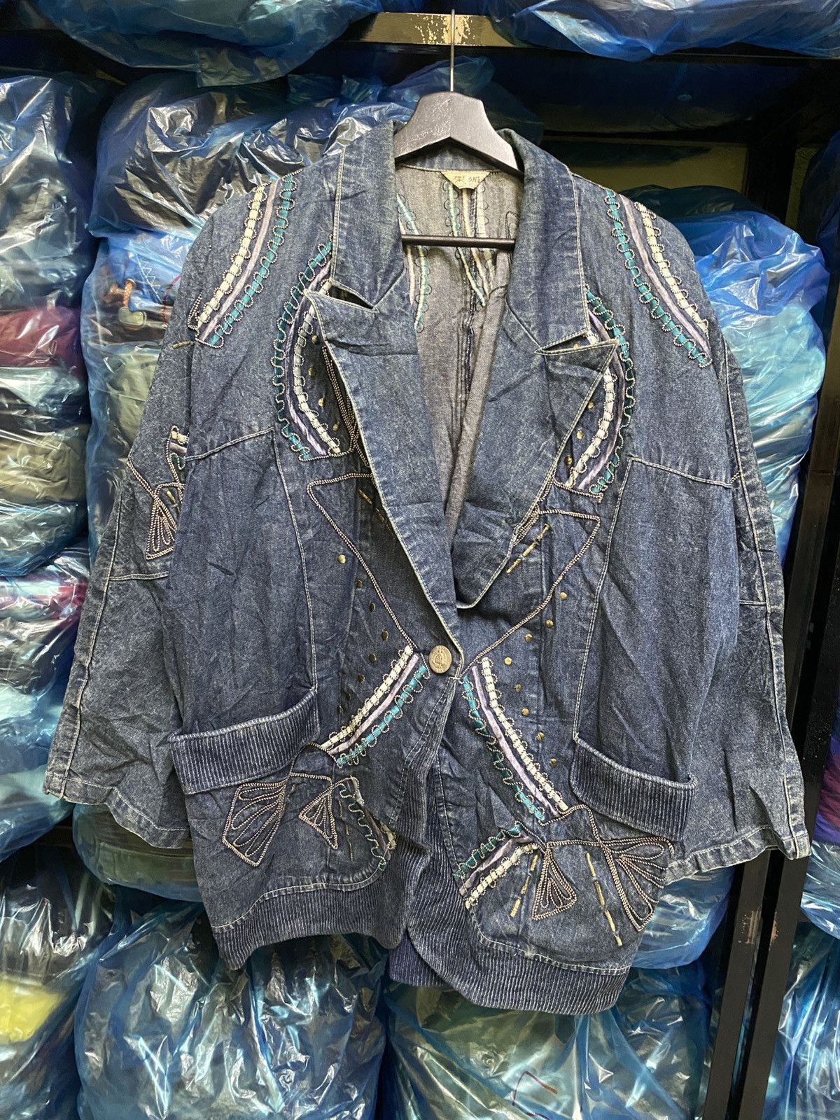 Vintage Rare 80s Oversized Denim Jacket Embroidery Butterfly Design Size US M / EU 48-50 / 2 - 3 Thumbnail