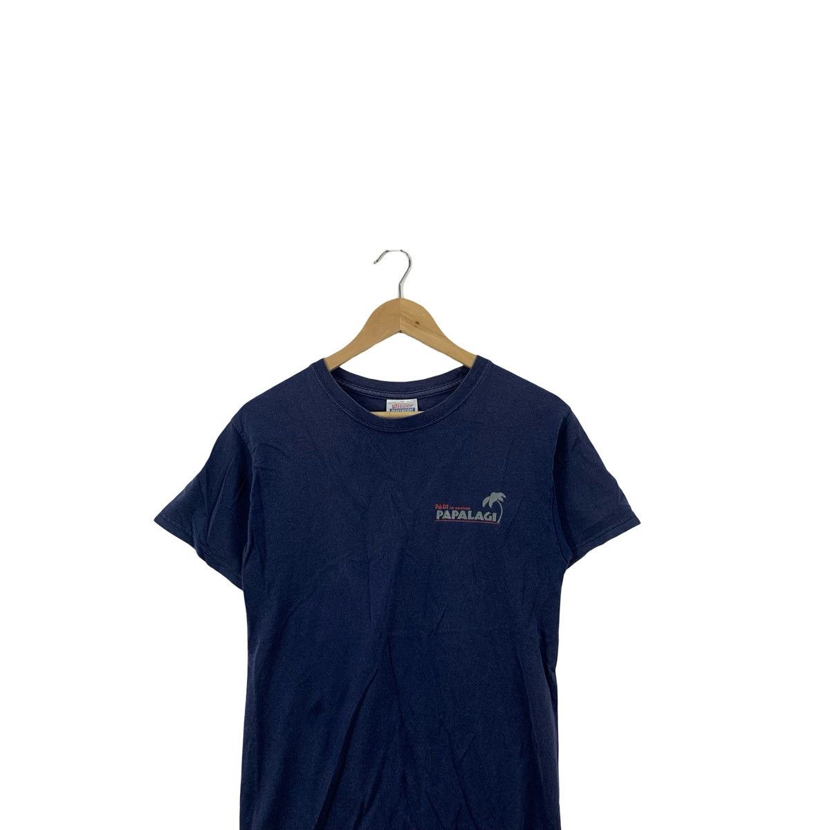 Vintage Vintage Papalagi Logo T-Shirt – Minimal Chest Print Dolphin Size US S / EU 44-46 / 1 - 3 Thumbnail