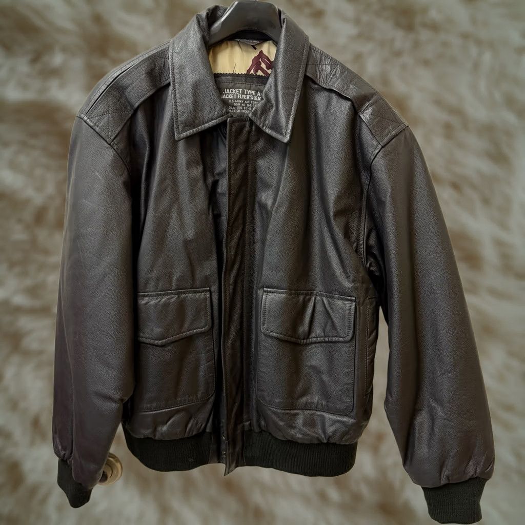 Vintage VINTAGE US Army Air Force Leather Jacket Mens M Reg Black Flyer's A-2 Size US L / EU 52-54 / 3 - 1 Thumbnail
