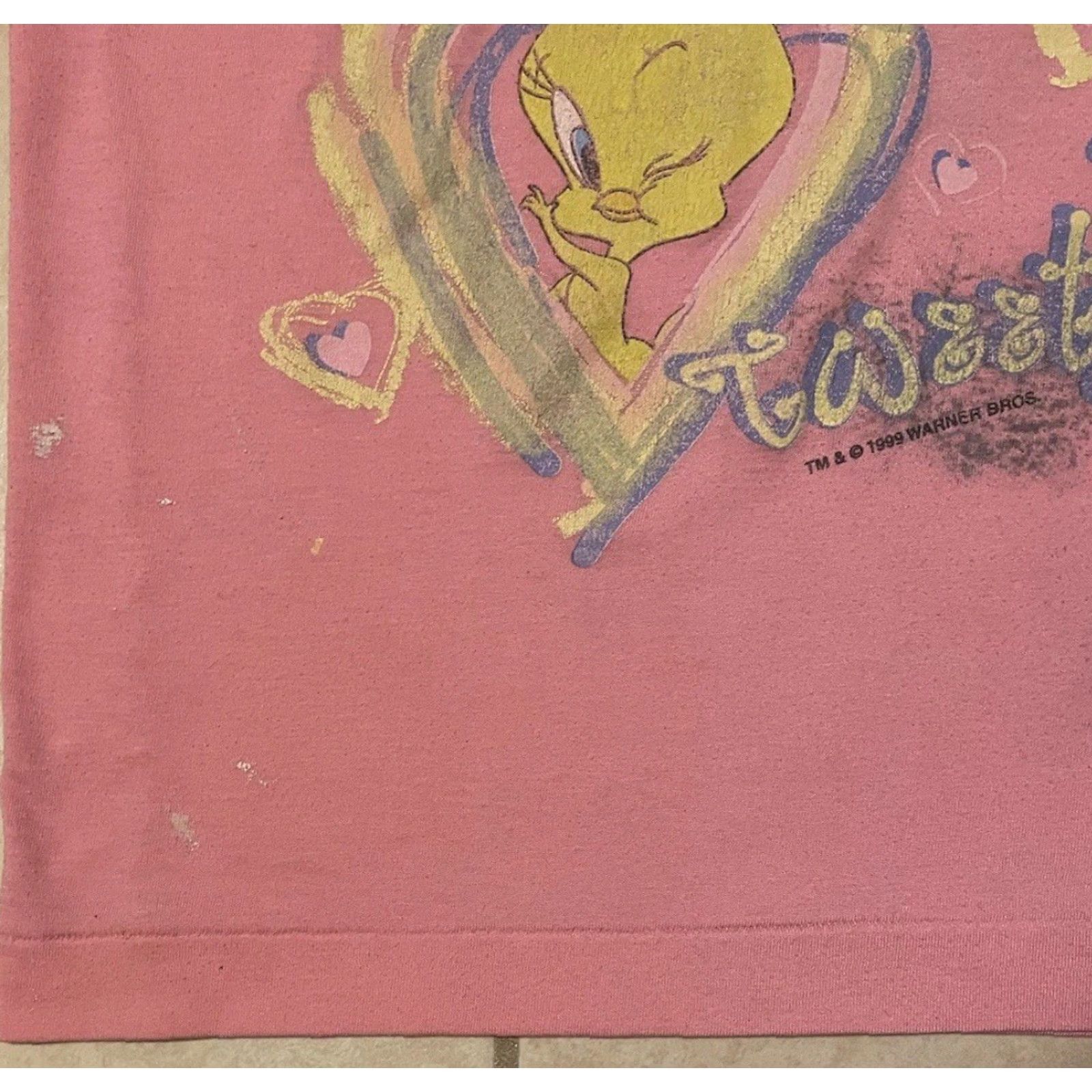 Vintage VINTAGE Tweety 90s Distressed Faded Shirt XS Men T-Shirt Pink Short Sleeve Cartoon Warner Bros Disney Heart USA Size US XS / EU 42 / 0 - 6 Thumbnail